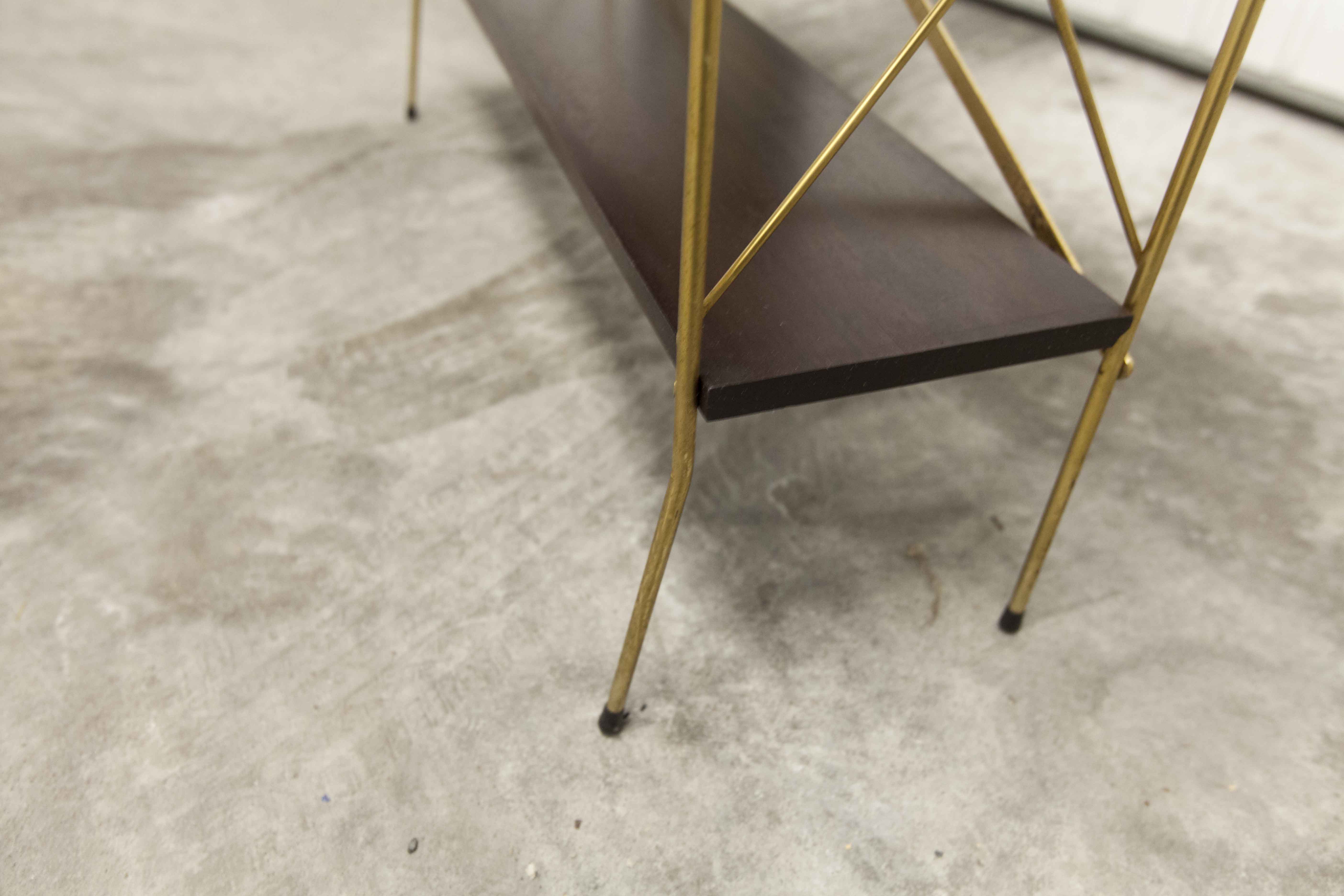 Thong shelf on foot L78.5