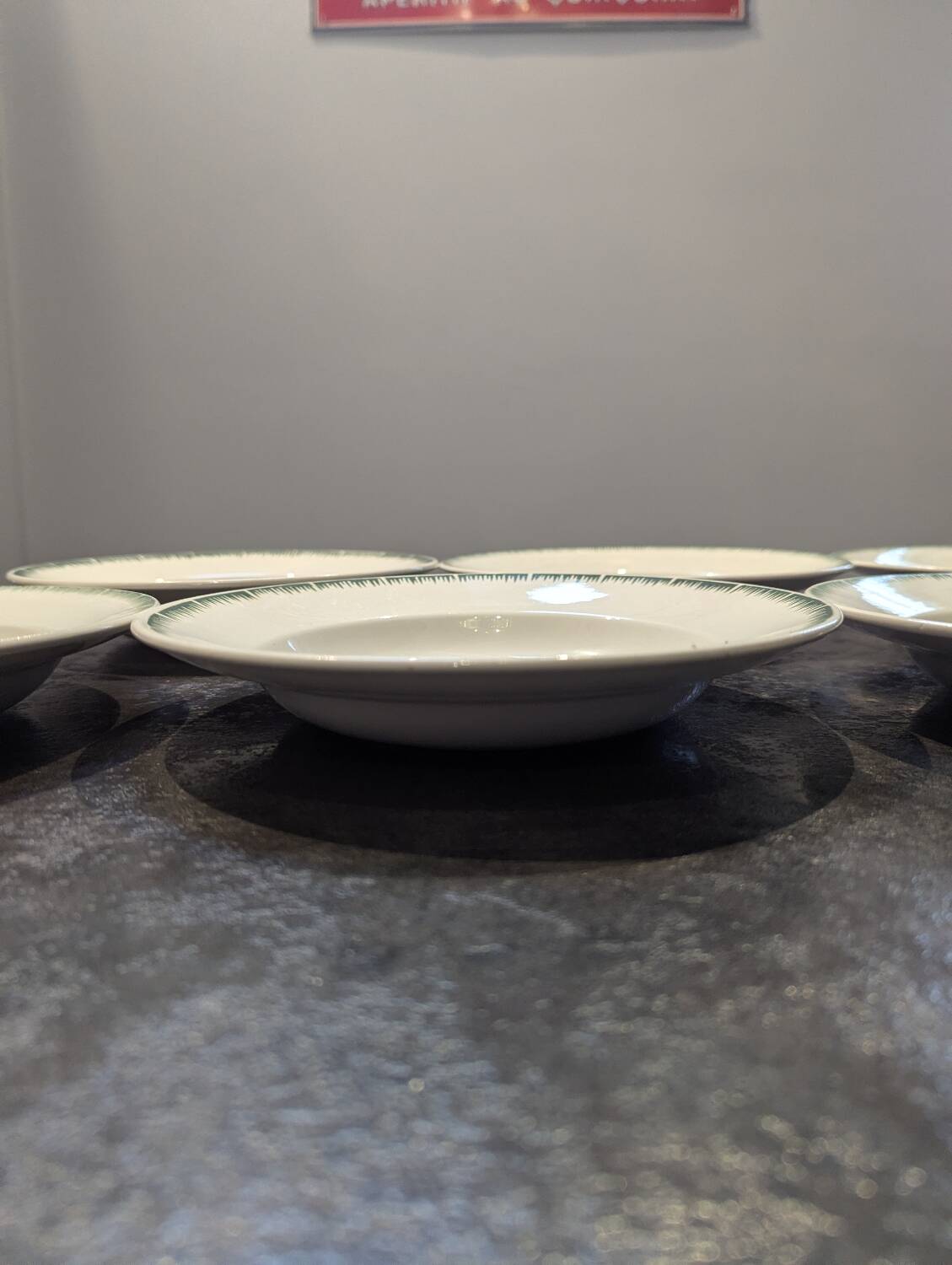 Lot of 6 antique deep plates Digoin Sarreguemines model Boby in very good condition.