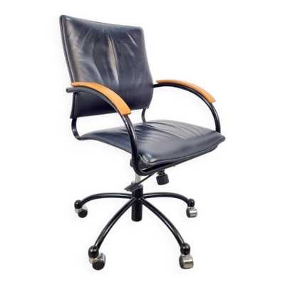 Chaise de bureau S73 en cuir par Josef Gorica pour Thonet, années 1990.