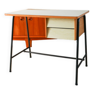 Bureau en formica, hêtre et métal noir, Design Moderniste, 1960