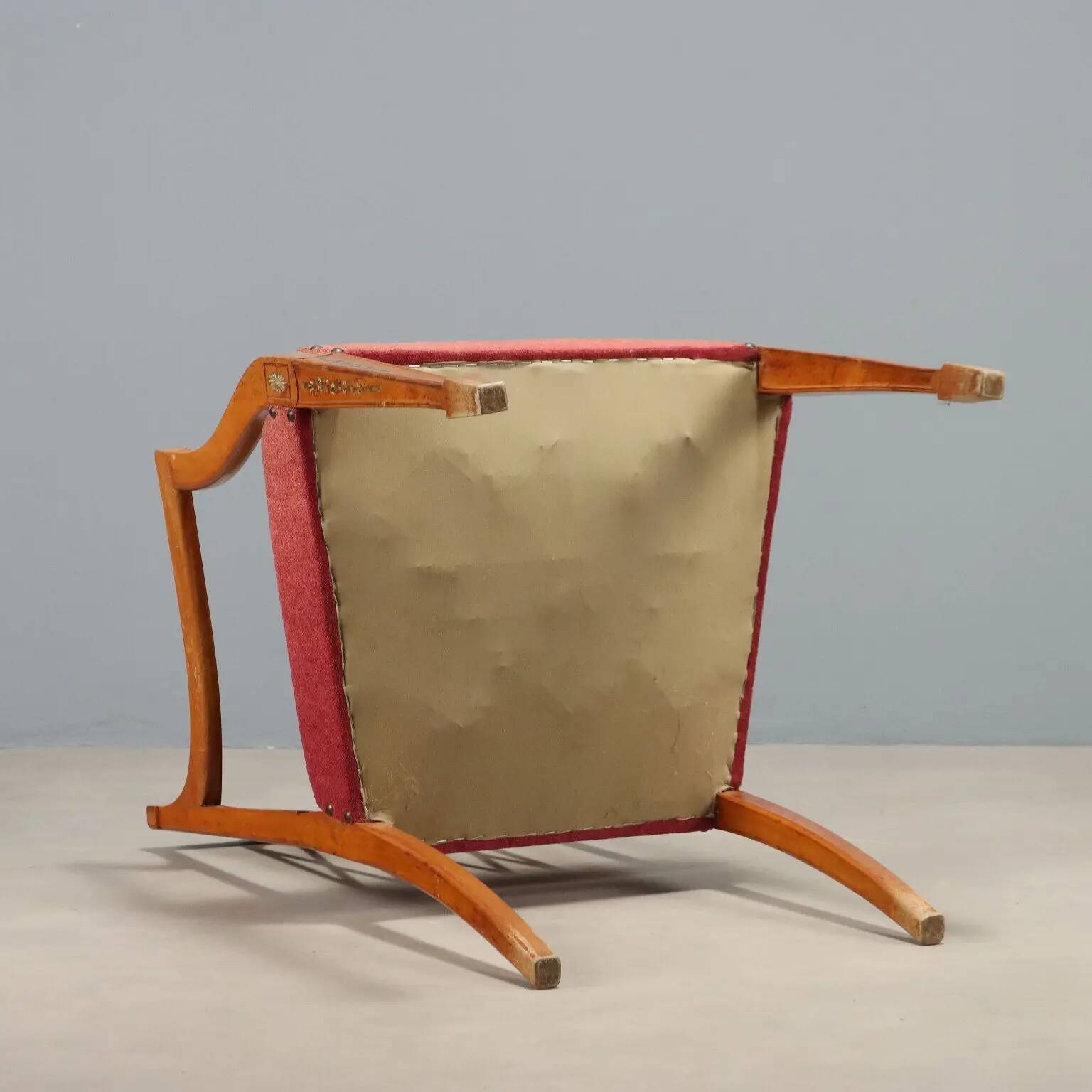 Victorian antique armchair in mahogany, United Kingdom, 19th century
