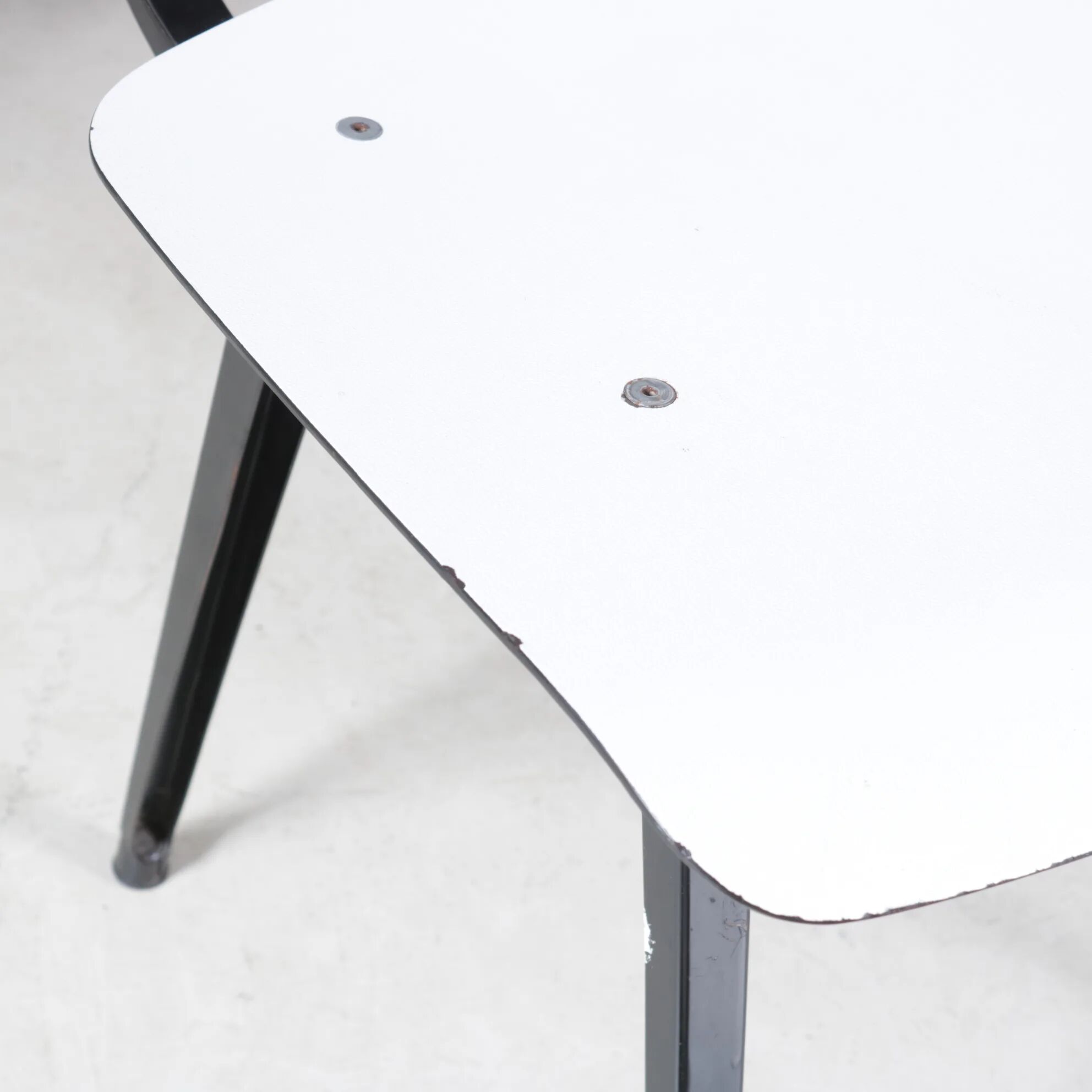 1950s Result chair black/white Friso Kramer Ahrend-De Cirkel