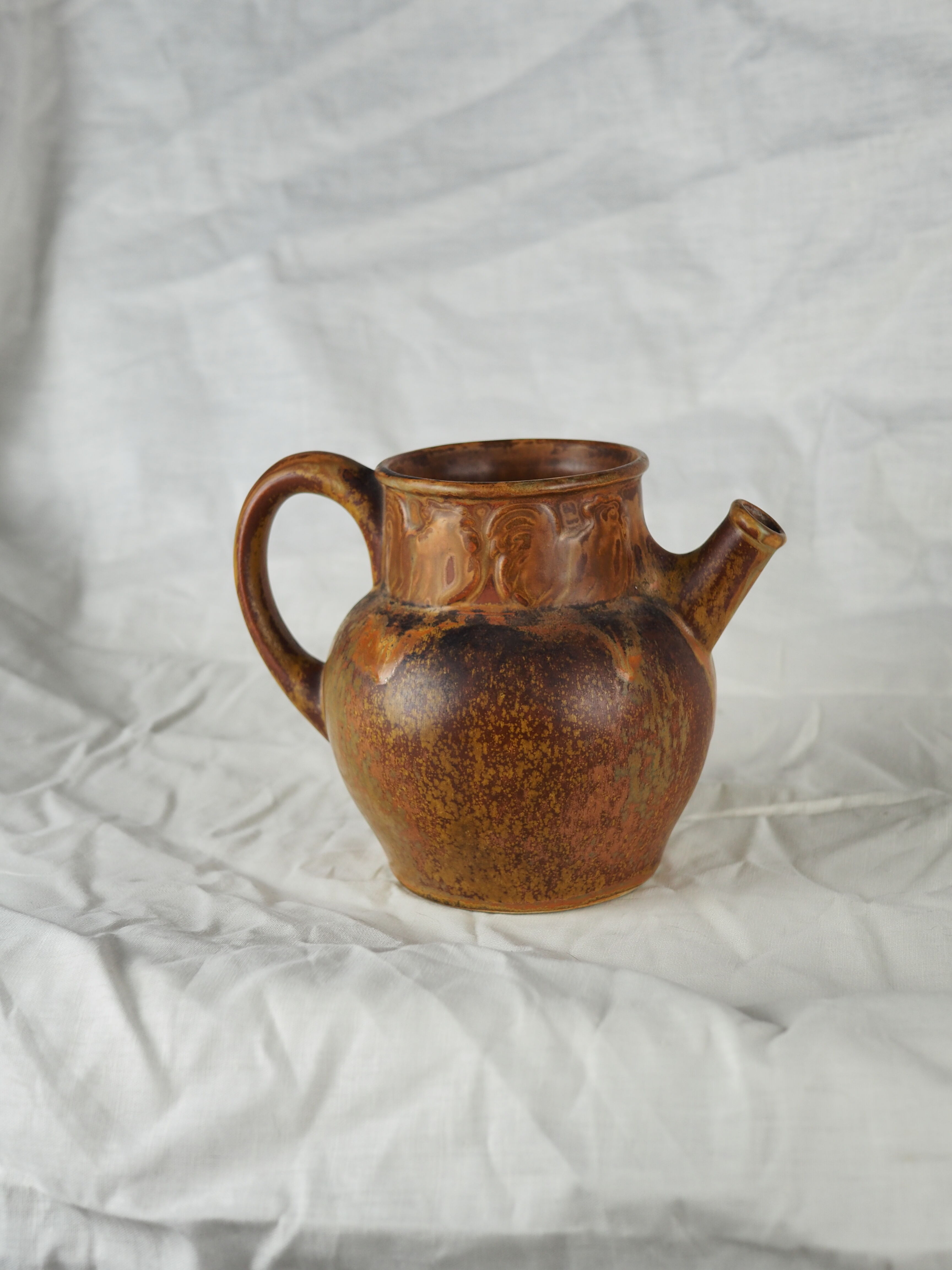 Rooster frieze pitcher, glaze with warm brown drips, ochre and volcanic - Denbac - 30s
