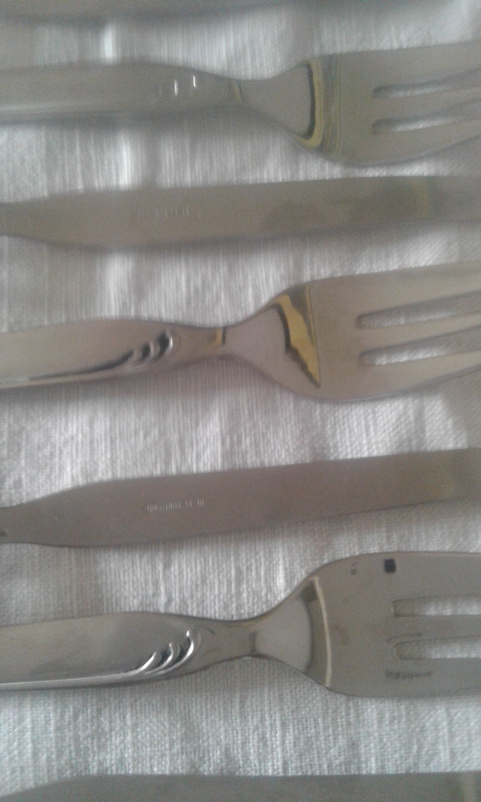 Box of 12 cake forks