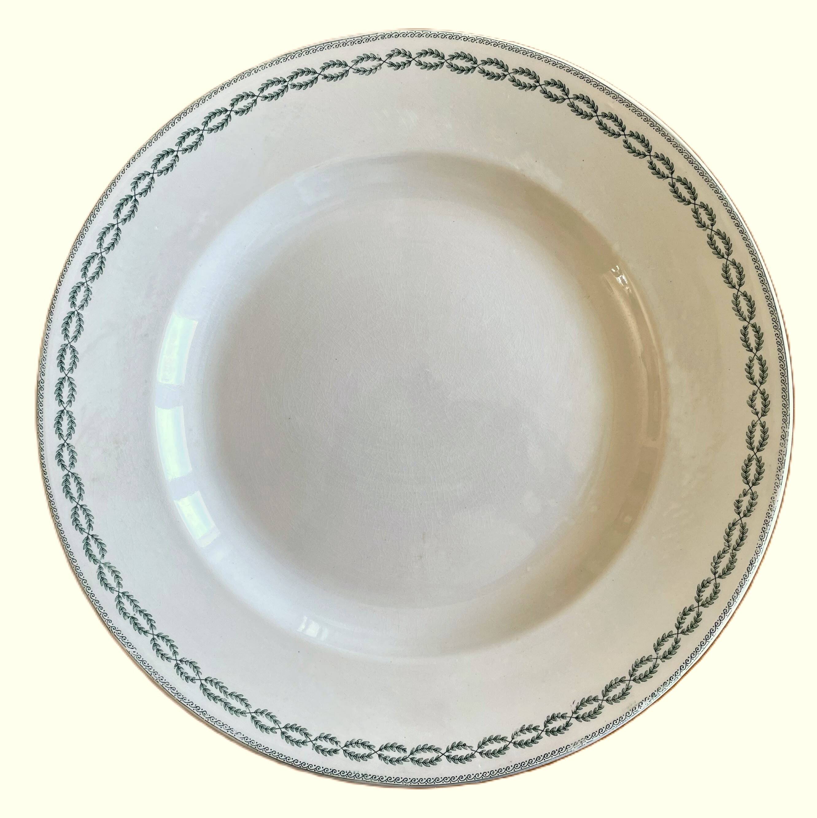 Antique serving platter in Sarreguemines earthenware.