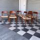 Série de 8 chaises Møller 75
