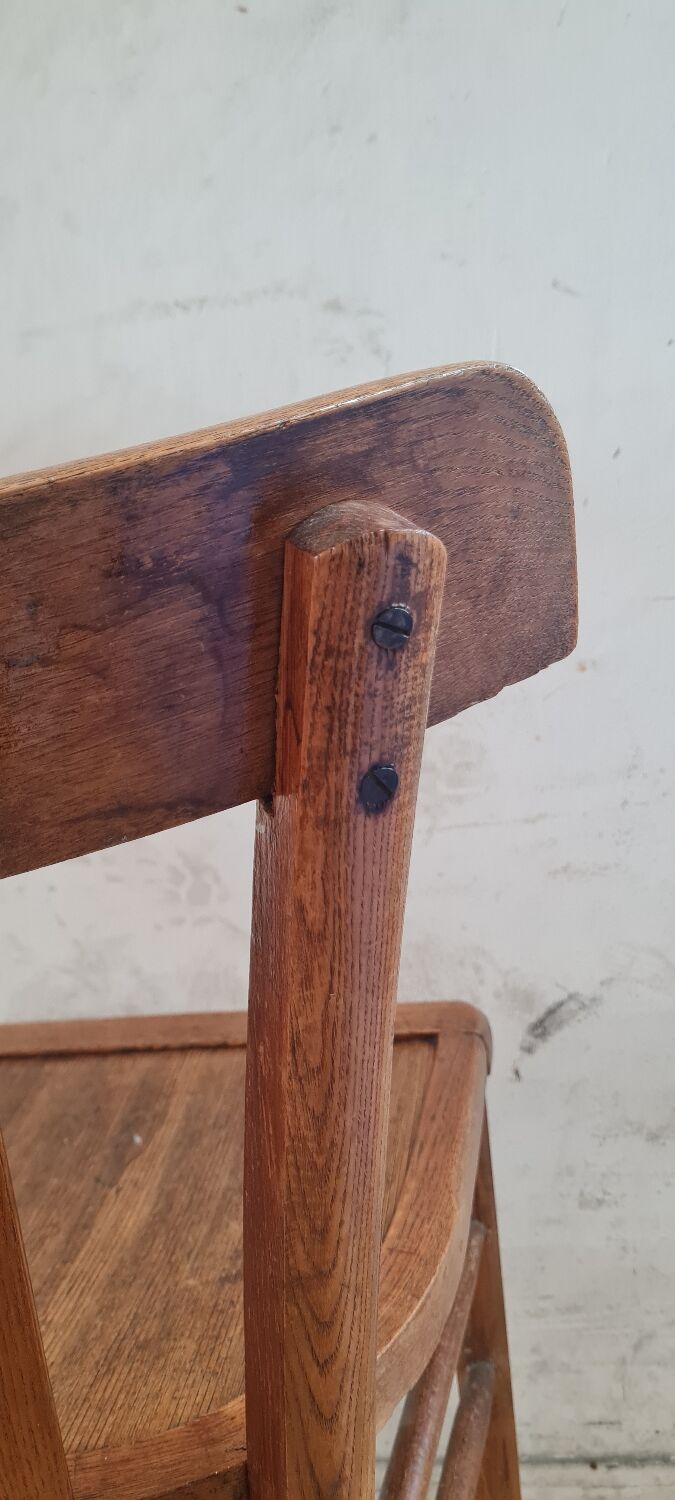 Bistro chair in solid oak