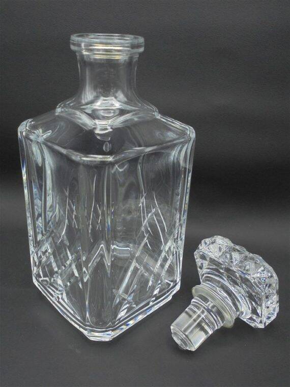 Whiskey decanter