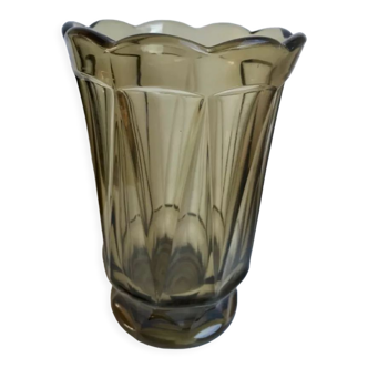 Vase en verre fumé années 60-70