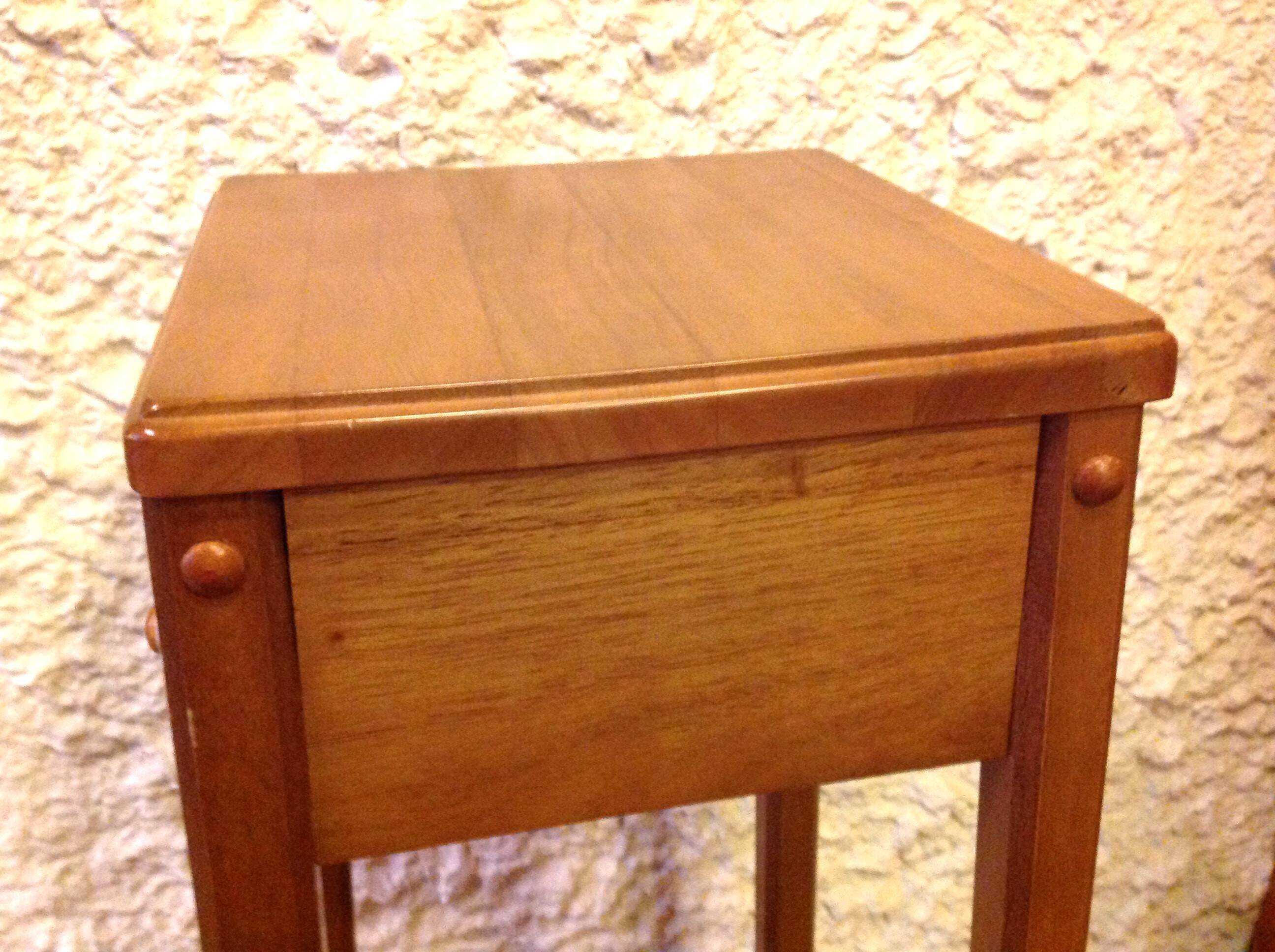 Square plant holder in light wood / 70s-80s