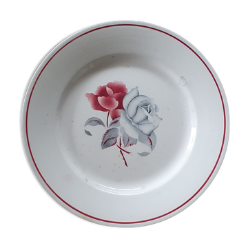 Assiette en faïence