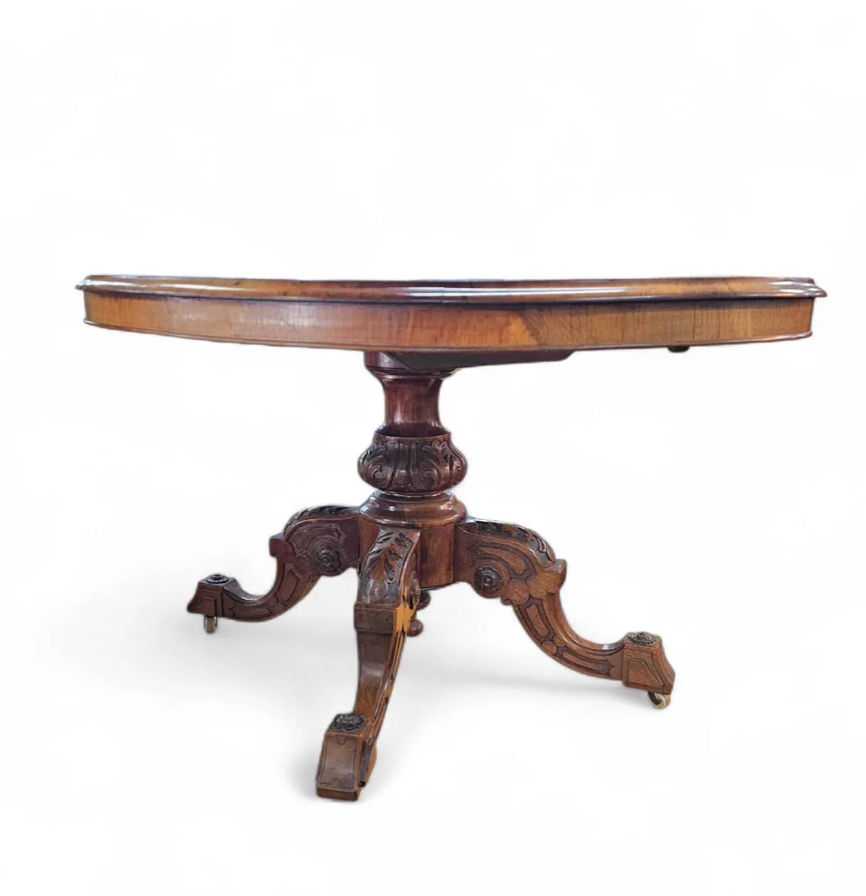 Oval Victorian tilt-top table, breakfast table / 1840s