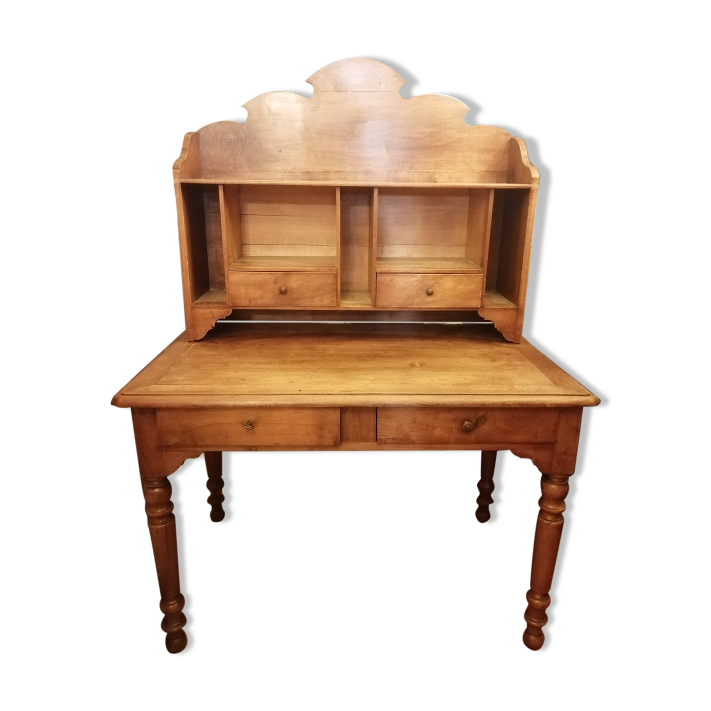 Bureau à caisson avec fronton