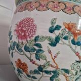 China - Circular fishbowl in Famille Rose enamel