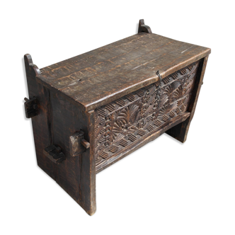 Afghan Nuristan Chest