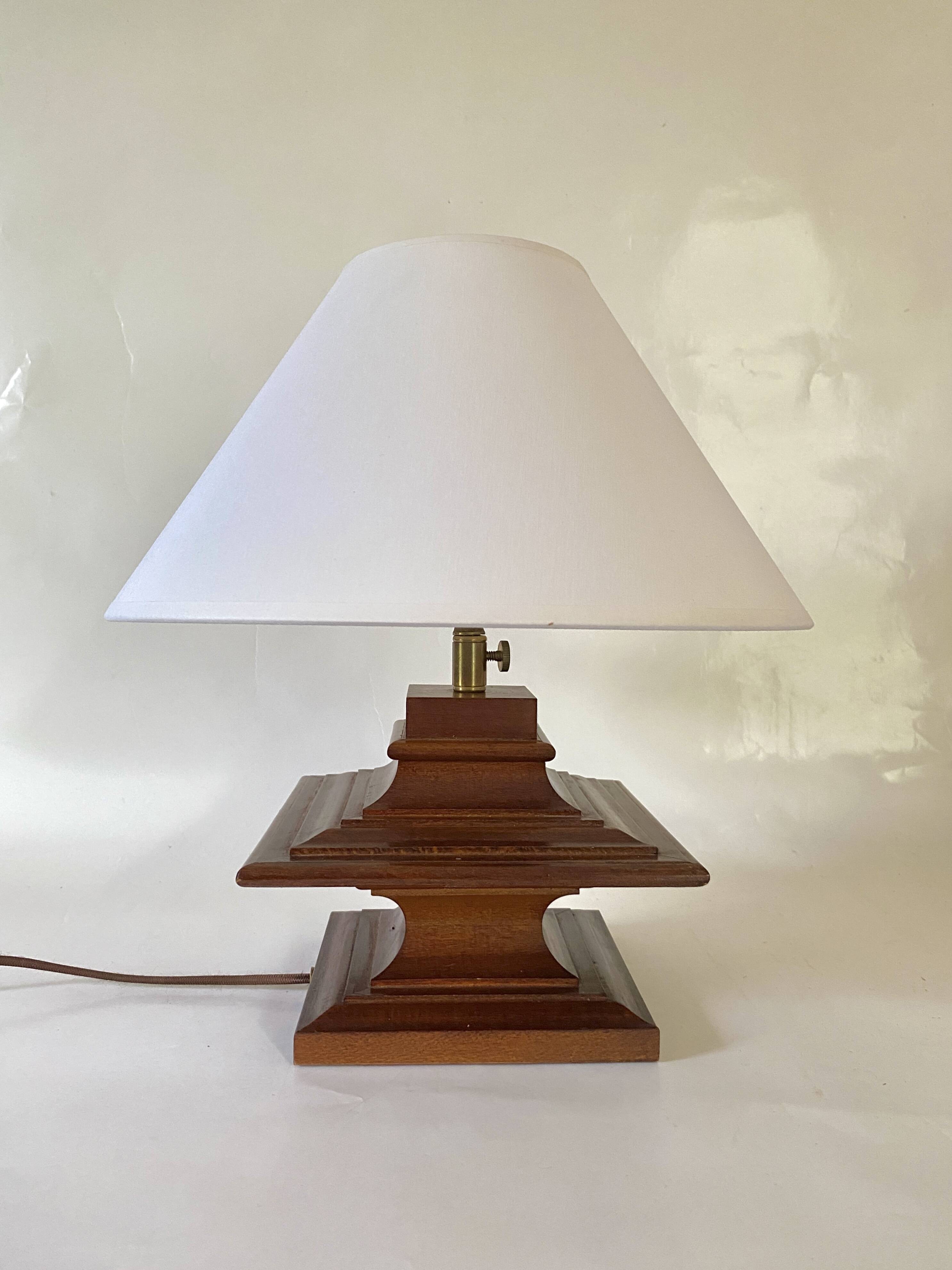 English lamp, fabric cable, cotton lampshade