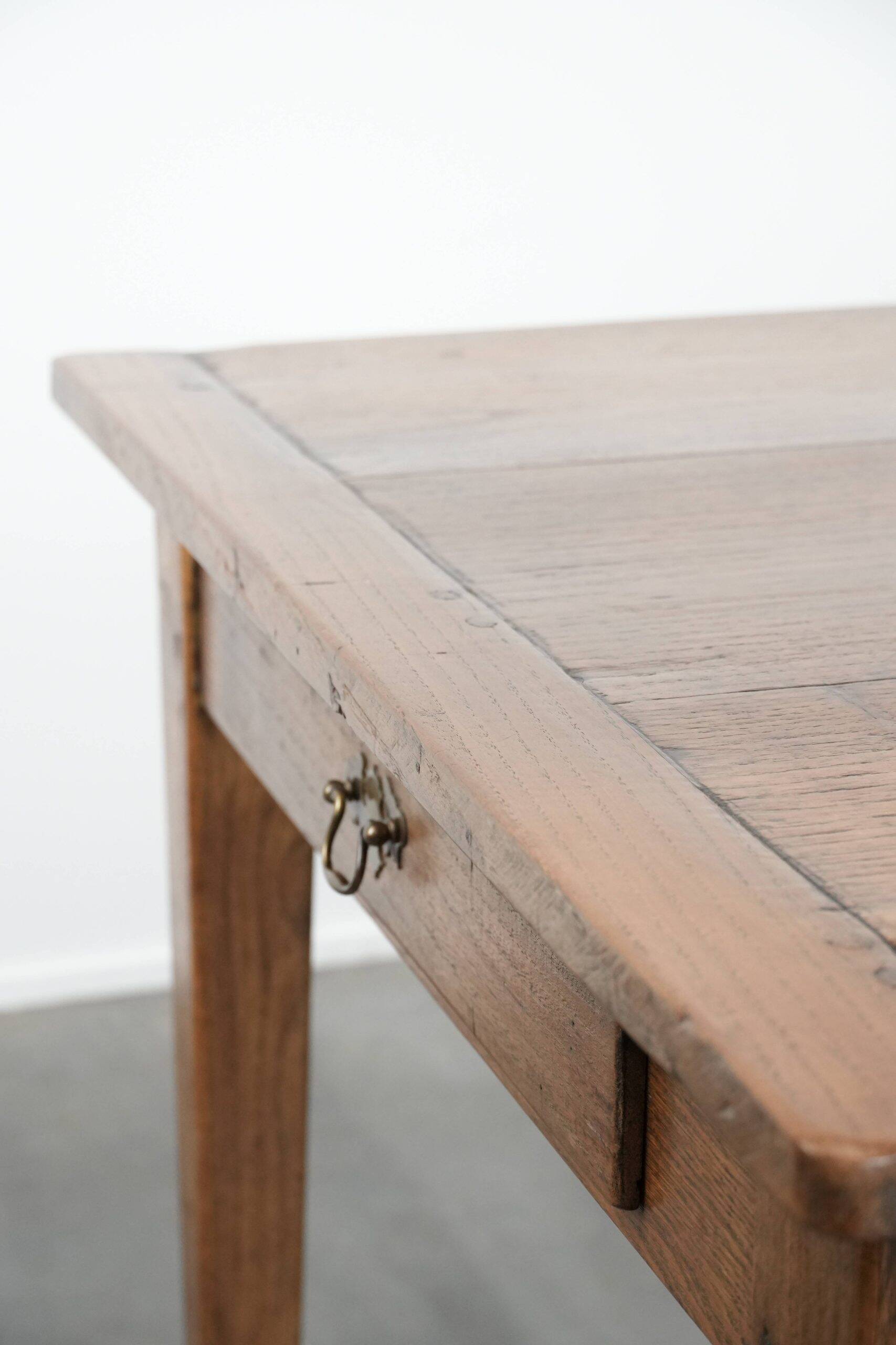 Antique French oak dining table for 6 to 8 people with three drawers