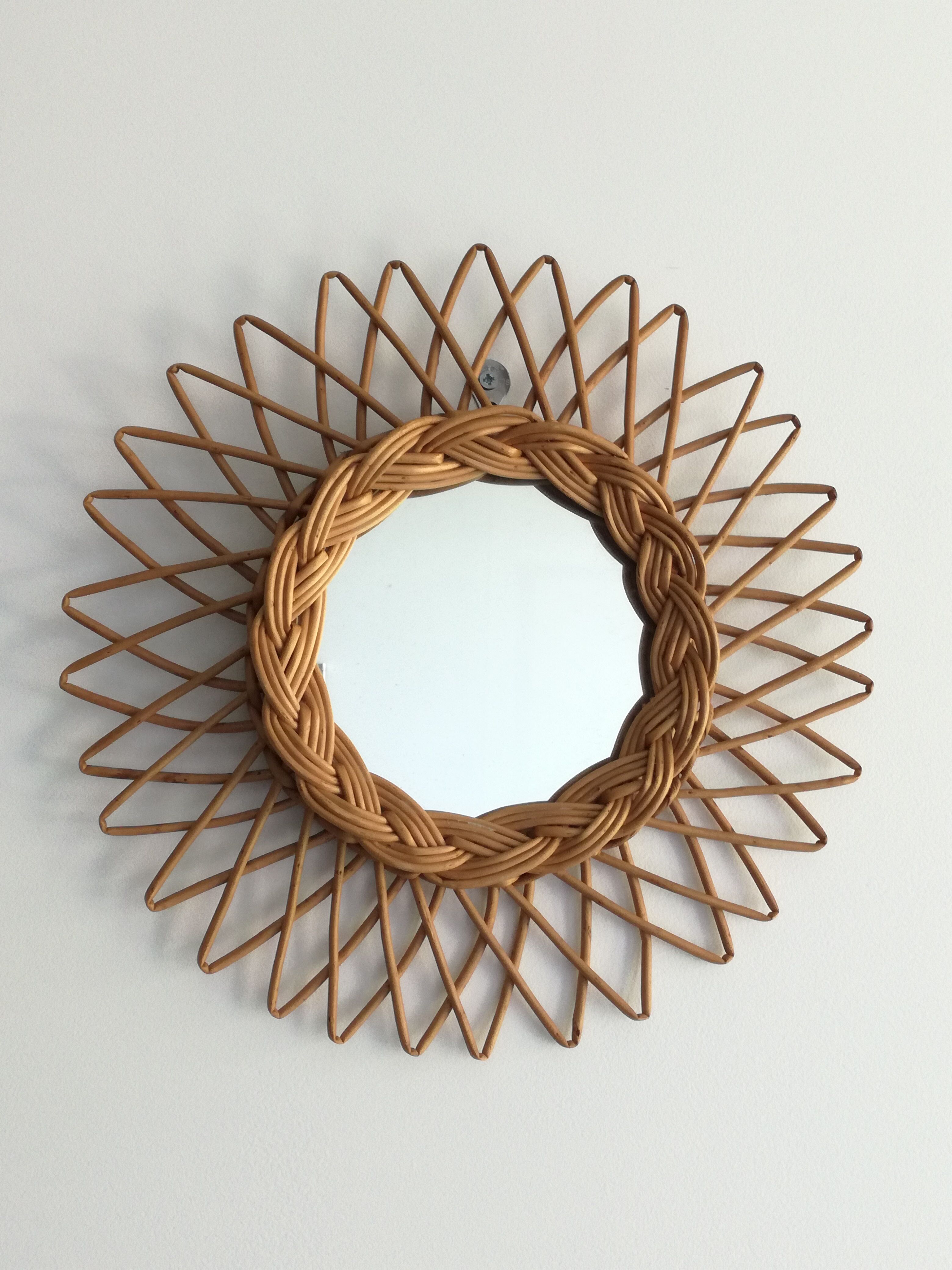 Sun rattan mirror 30cm