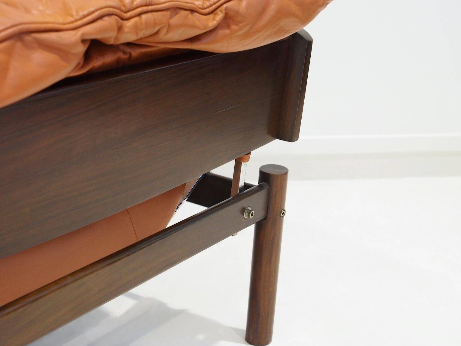 Ensemble de fauteuils MP-13 de Percival Lafer en cuir cognac