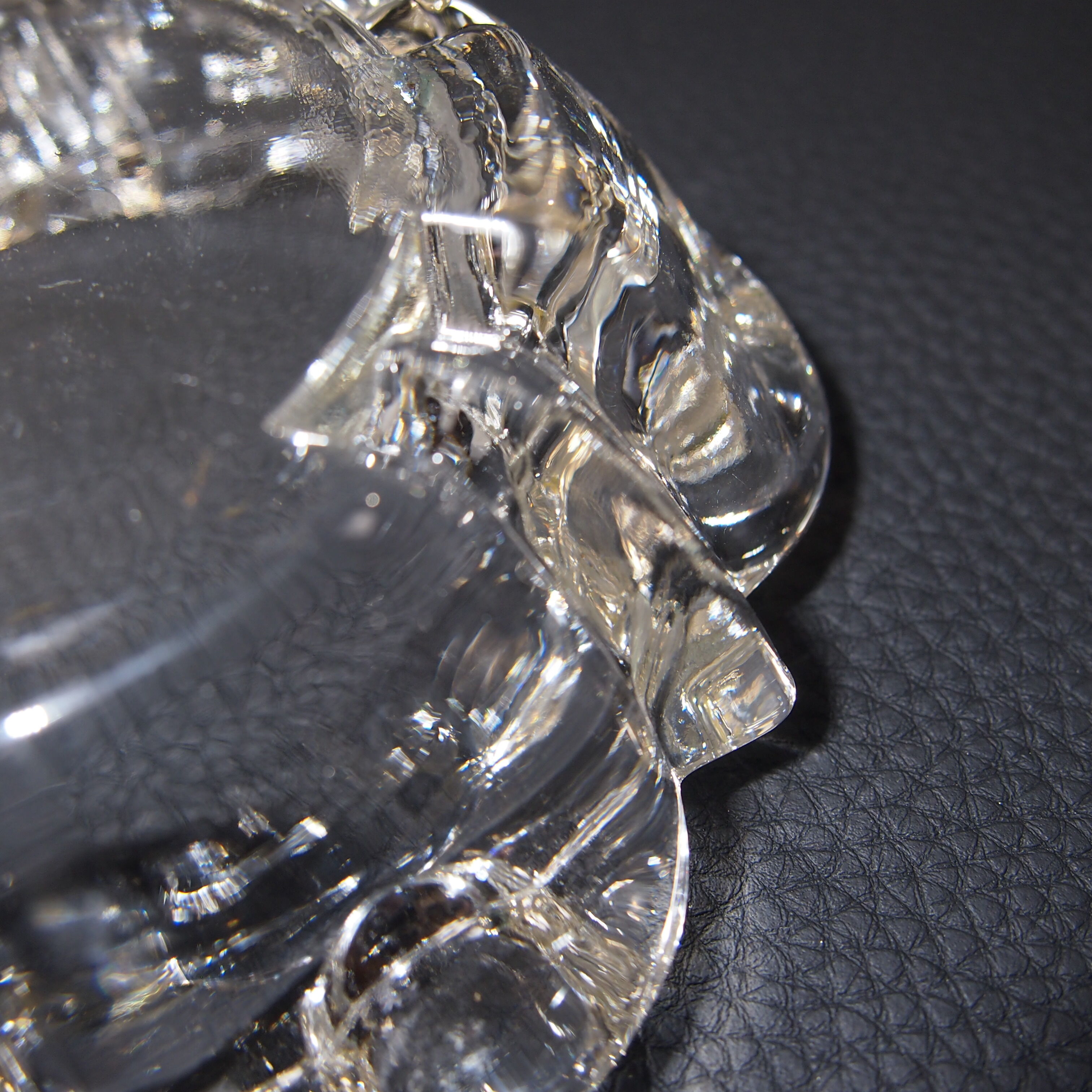 Cendrier en verre cristal