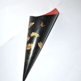 Cornet vase in "Chinese lacquer" floral Napoleon III black and red