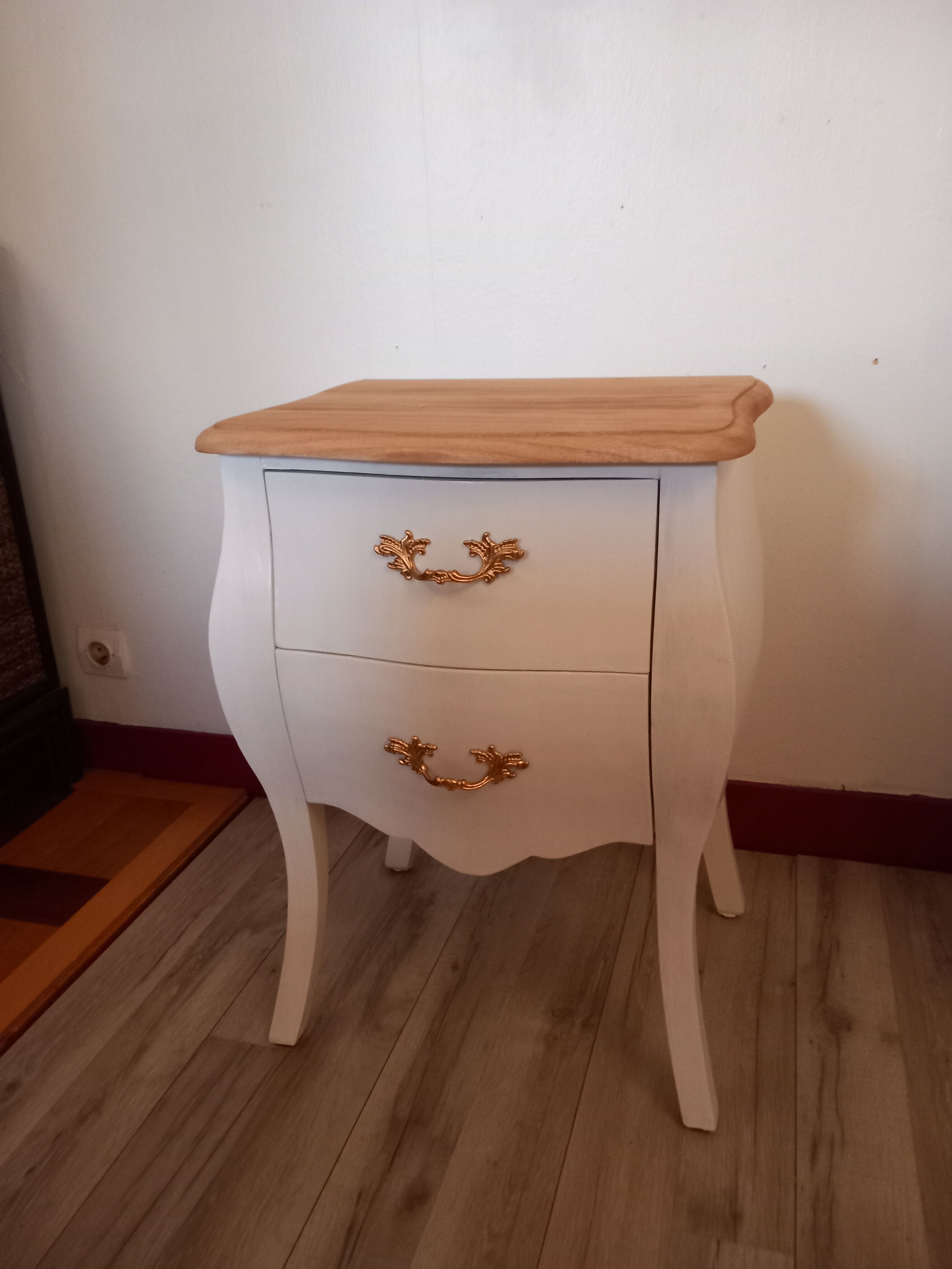 Louis XV style chest of drawers