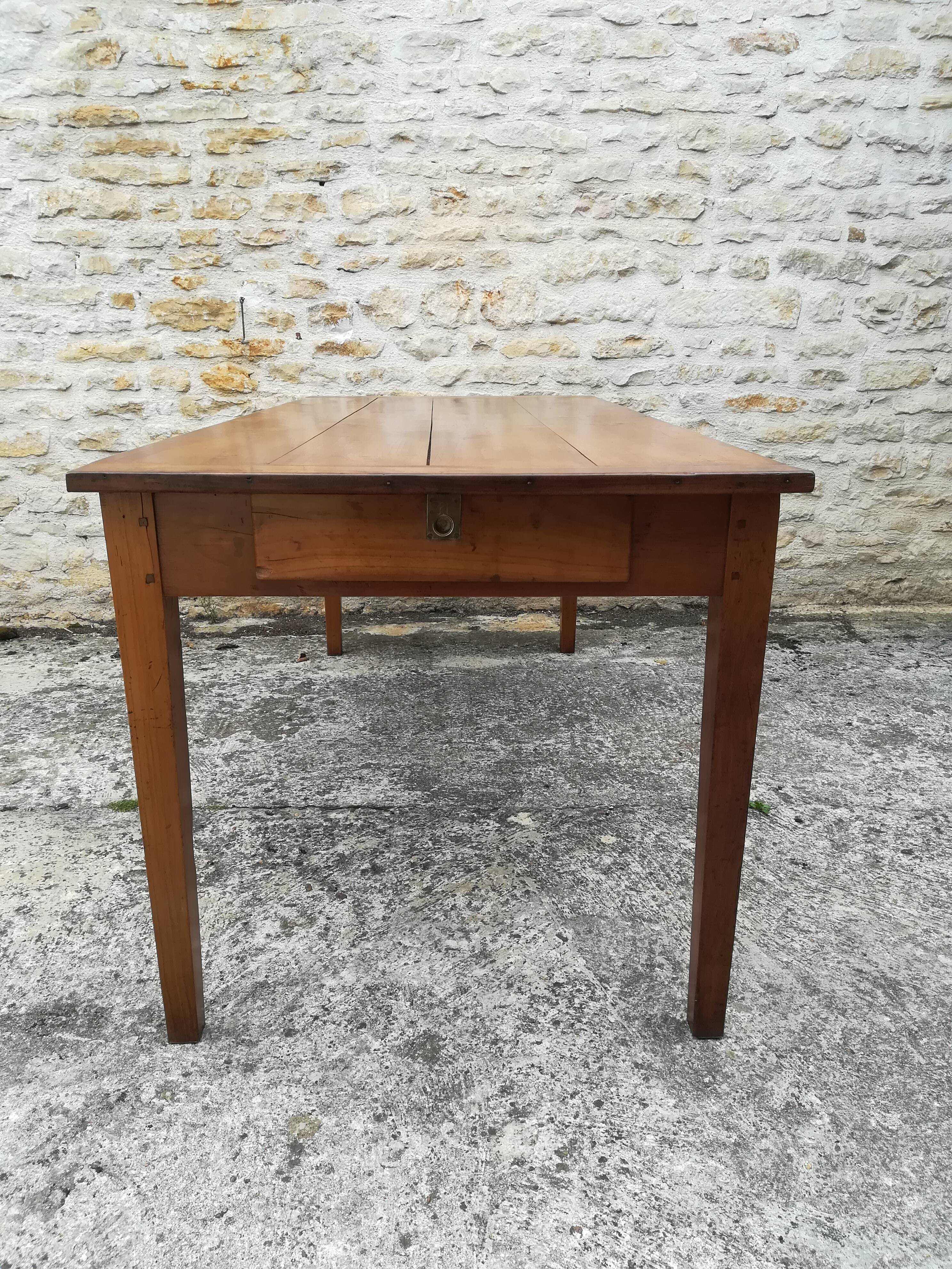 Farm table in solid cherry tree