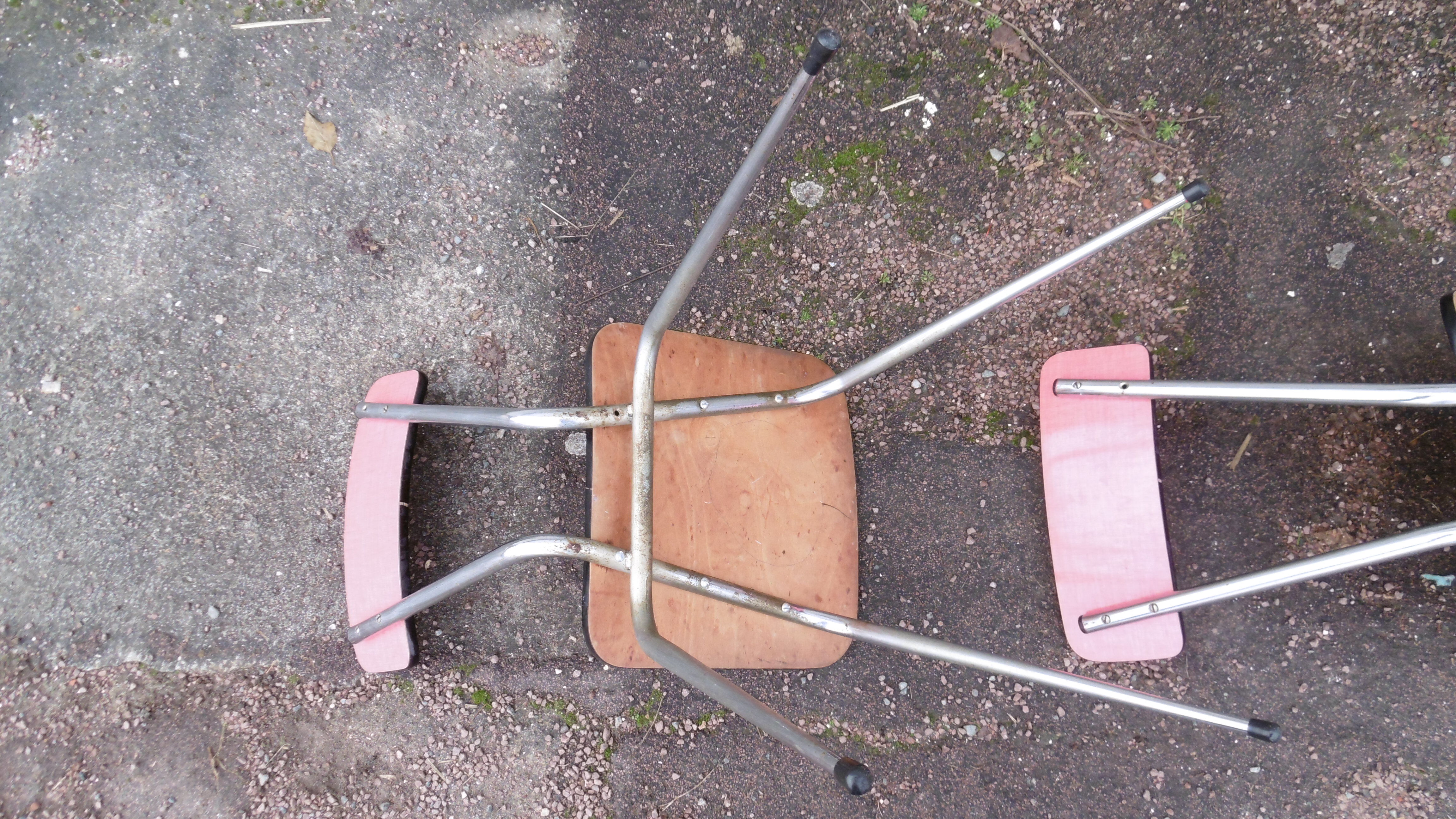 Set of 2 chairs in formica Red