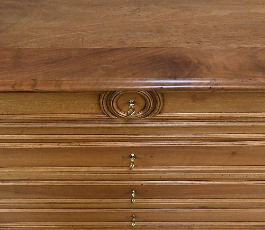 Walnut chest of drawers, Louis-Philippe style – 1900