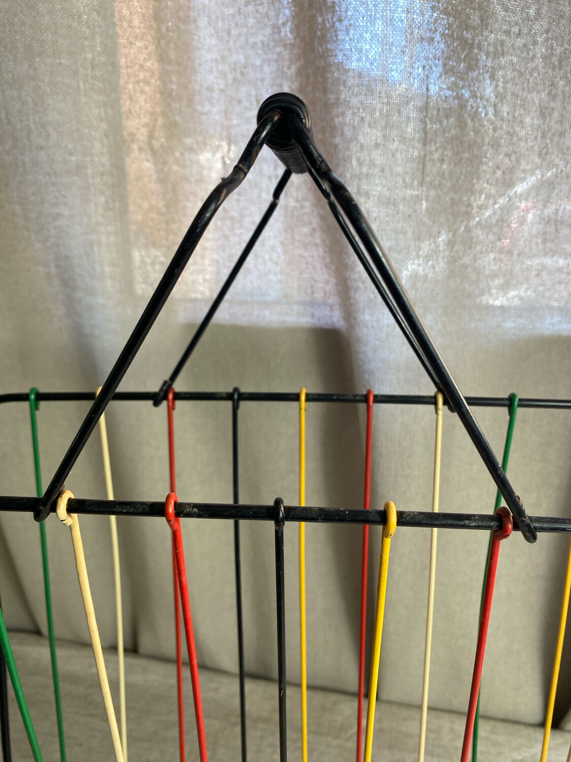 Scoubidou magazine rack, 1960s