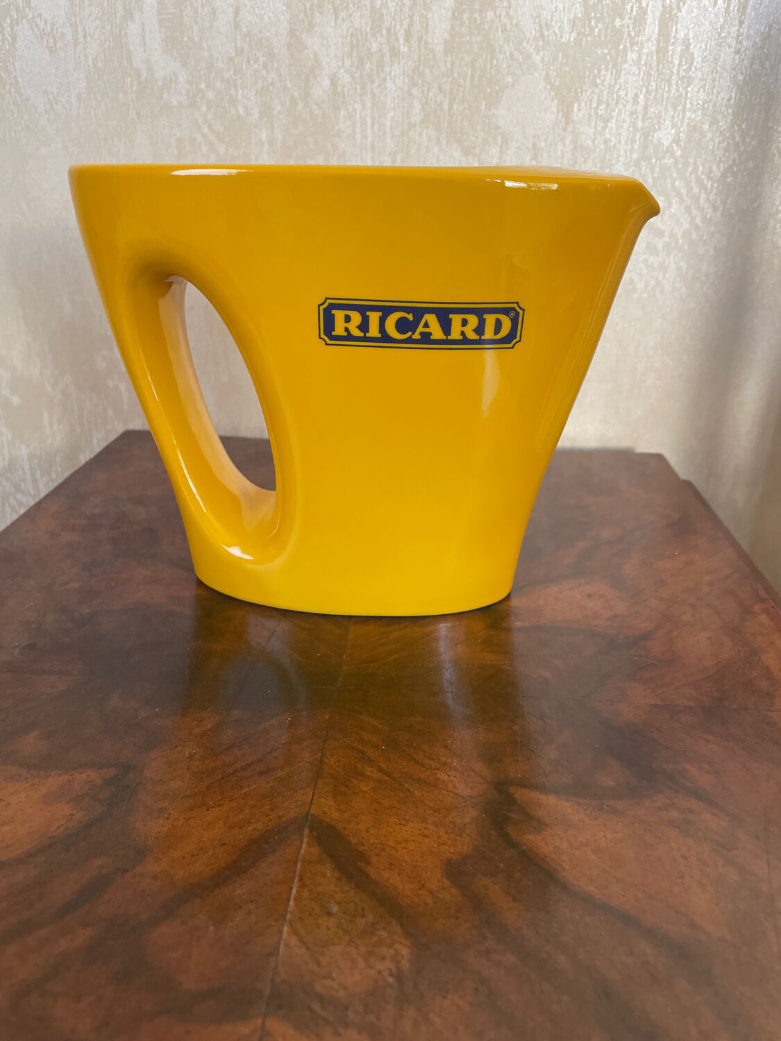 Pitcher Ricarc Marc Newson