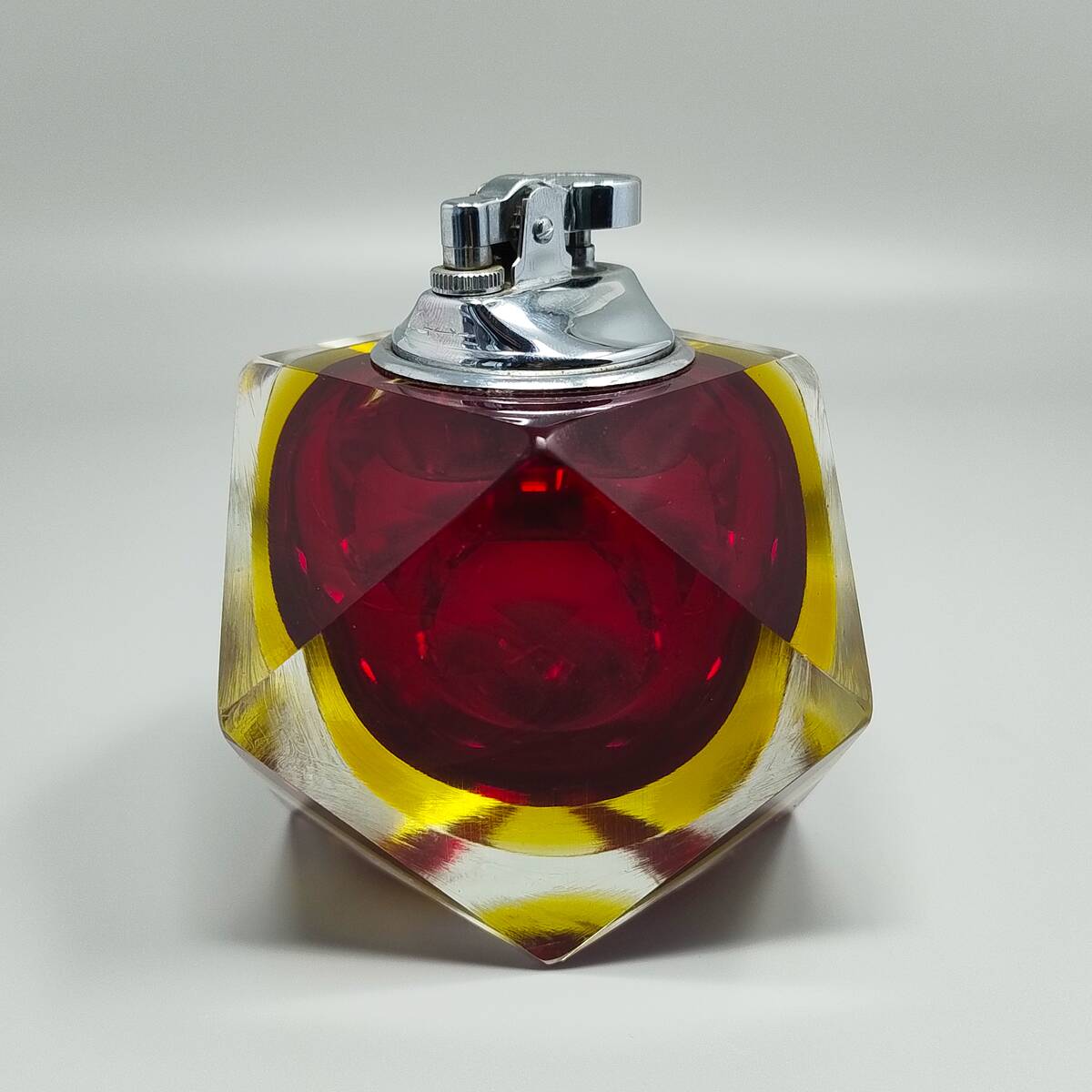 1960s Stunning Table Lighter in Murano Sommerso Glass By Flavio Poli for Se
