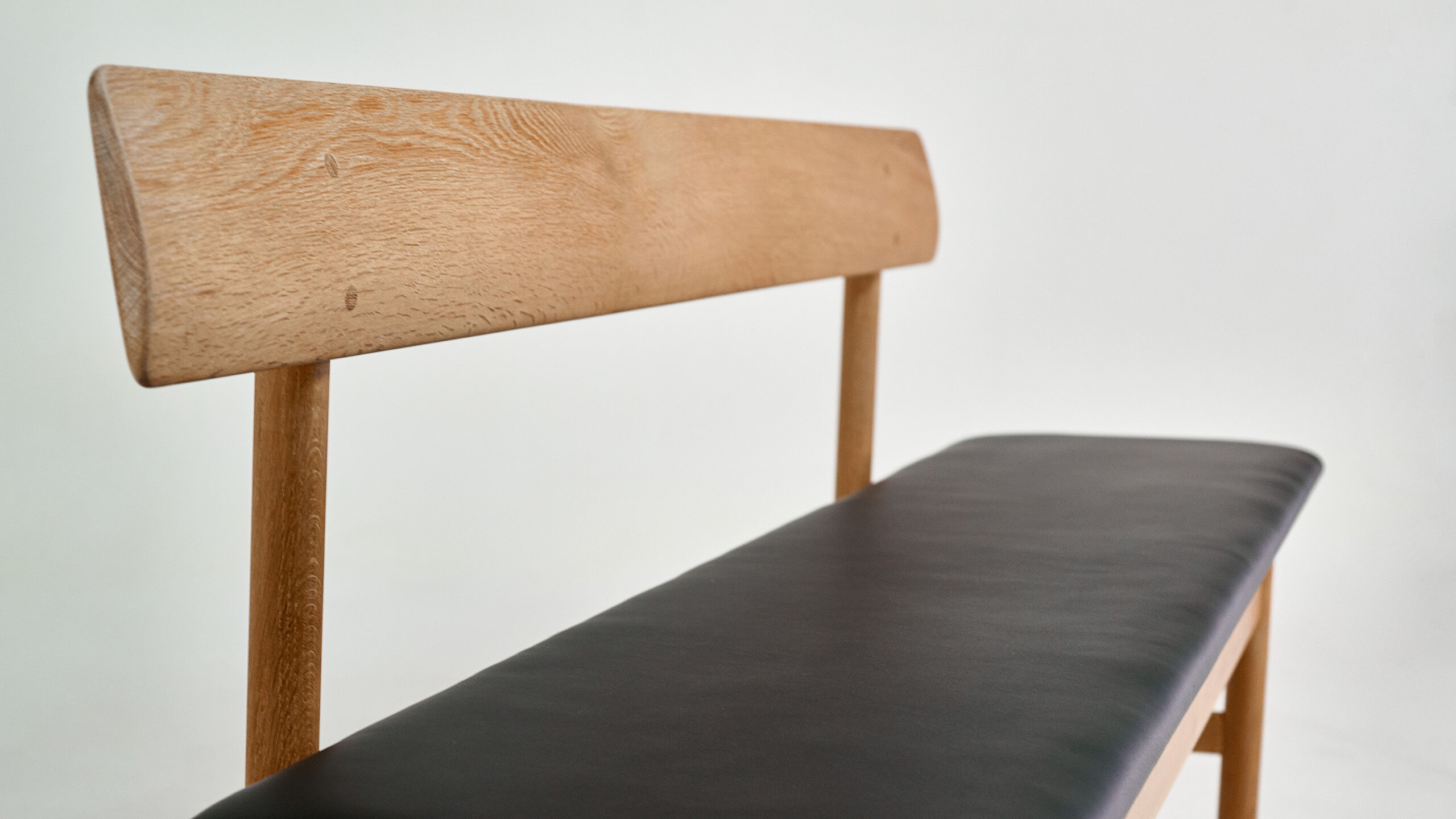 Model bench 3171, Børge Mogensen for Fredericia, Denmark, 1960