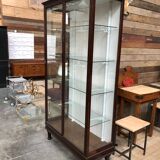 Former museum showcase