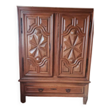 Louis XIII style wardrobe in solid walnut