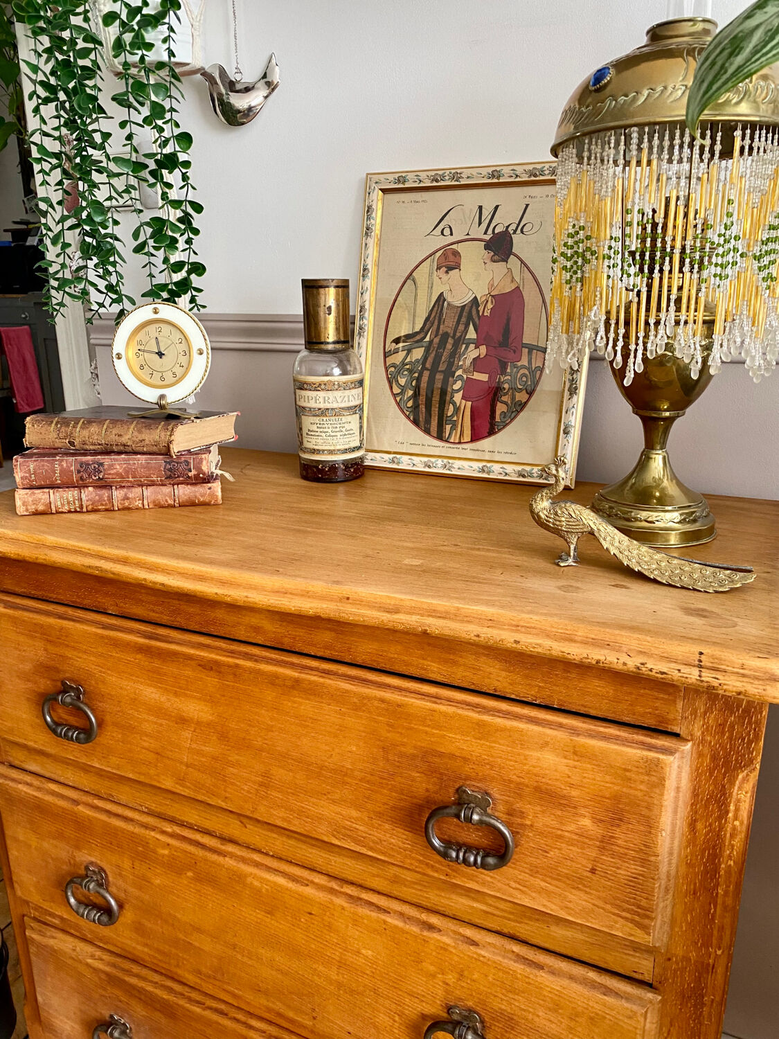 Vintage wooden chest of drawers