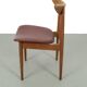 Chaise vintage avec simili cuir rouge
