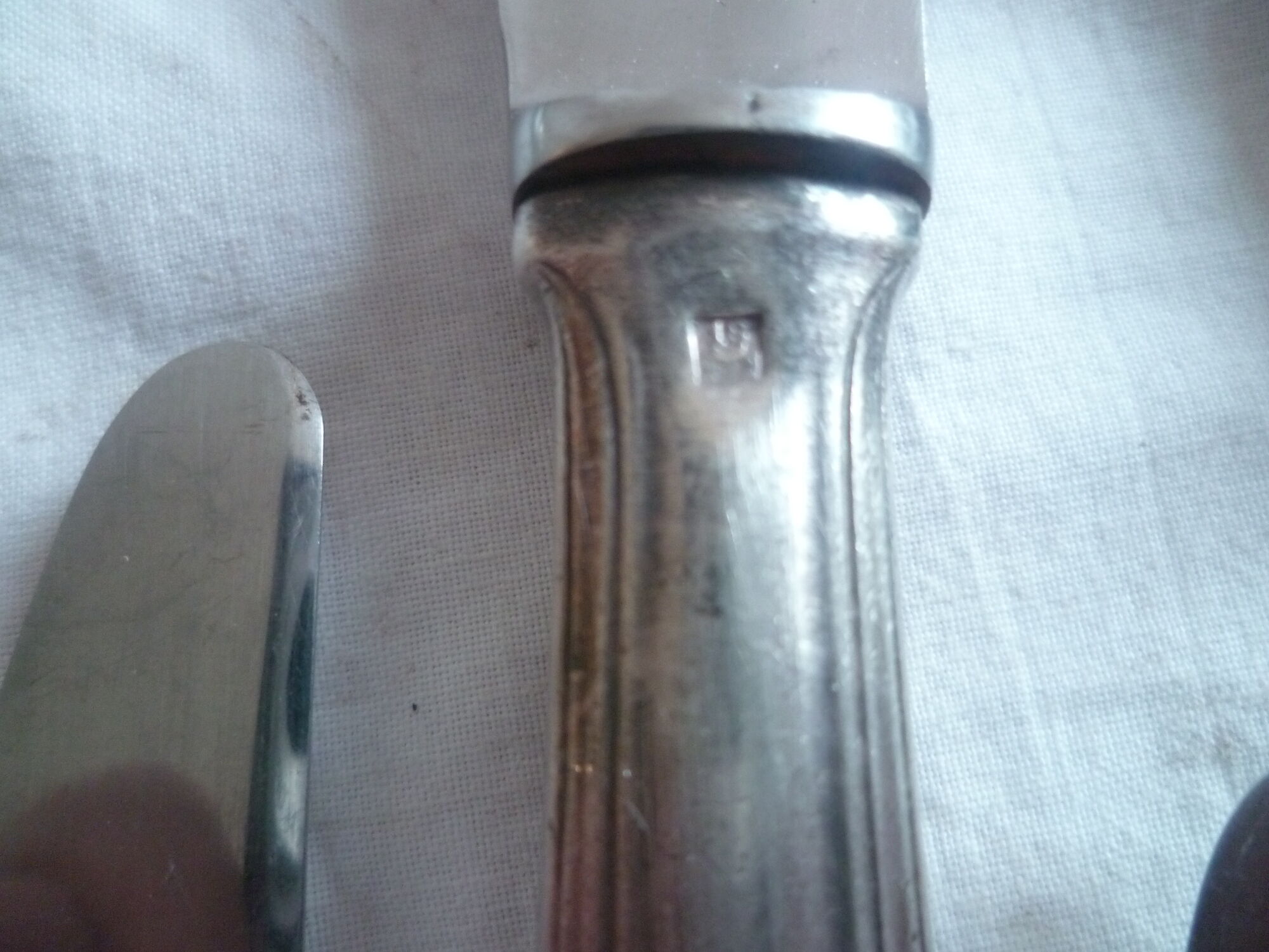 Ens. 12table knives 10 dessert knives in food. silver vintage style