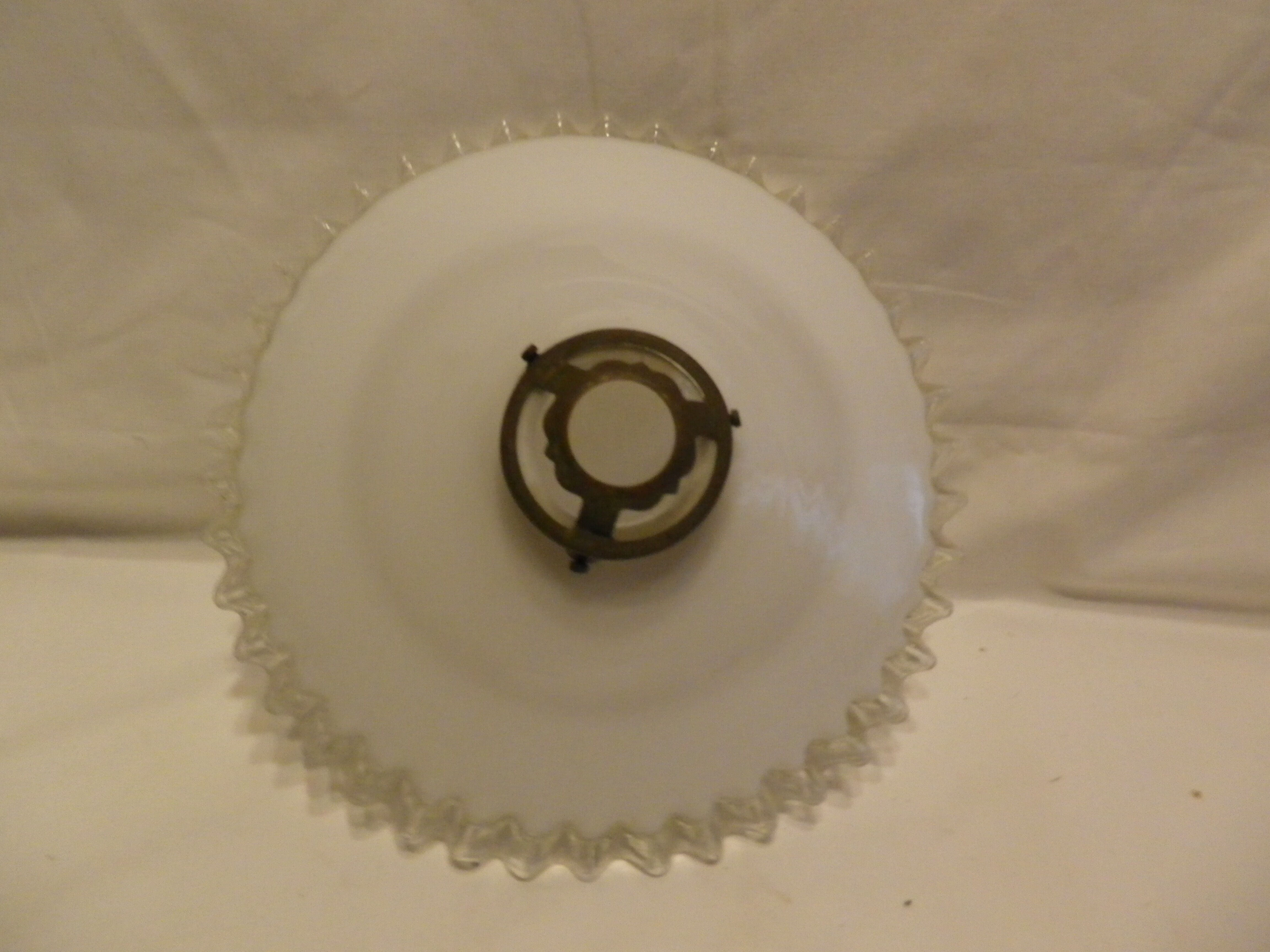 Serrated opaline
