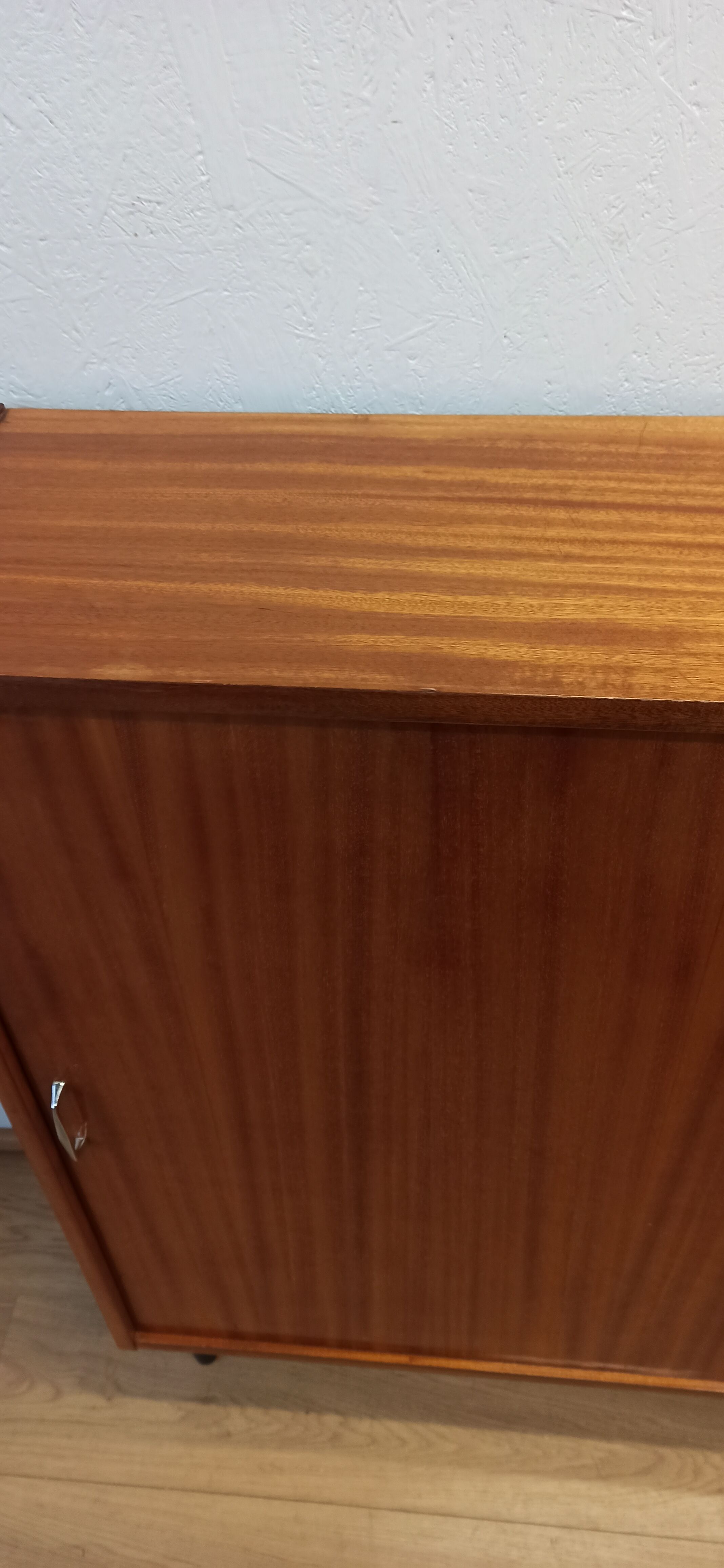 Buffet moderniste, des années 1970