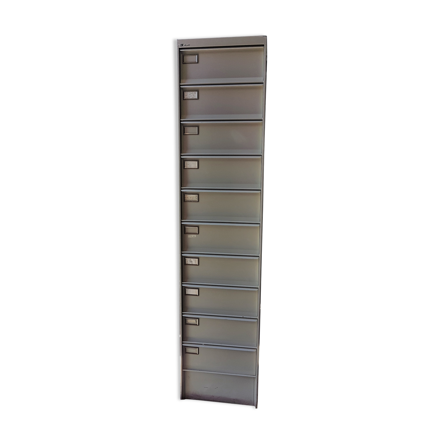 Armoire à clapet de la marque Sansen à 10 clapets