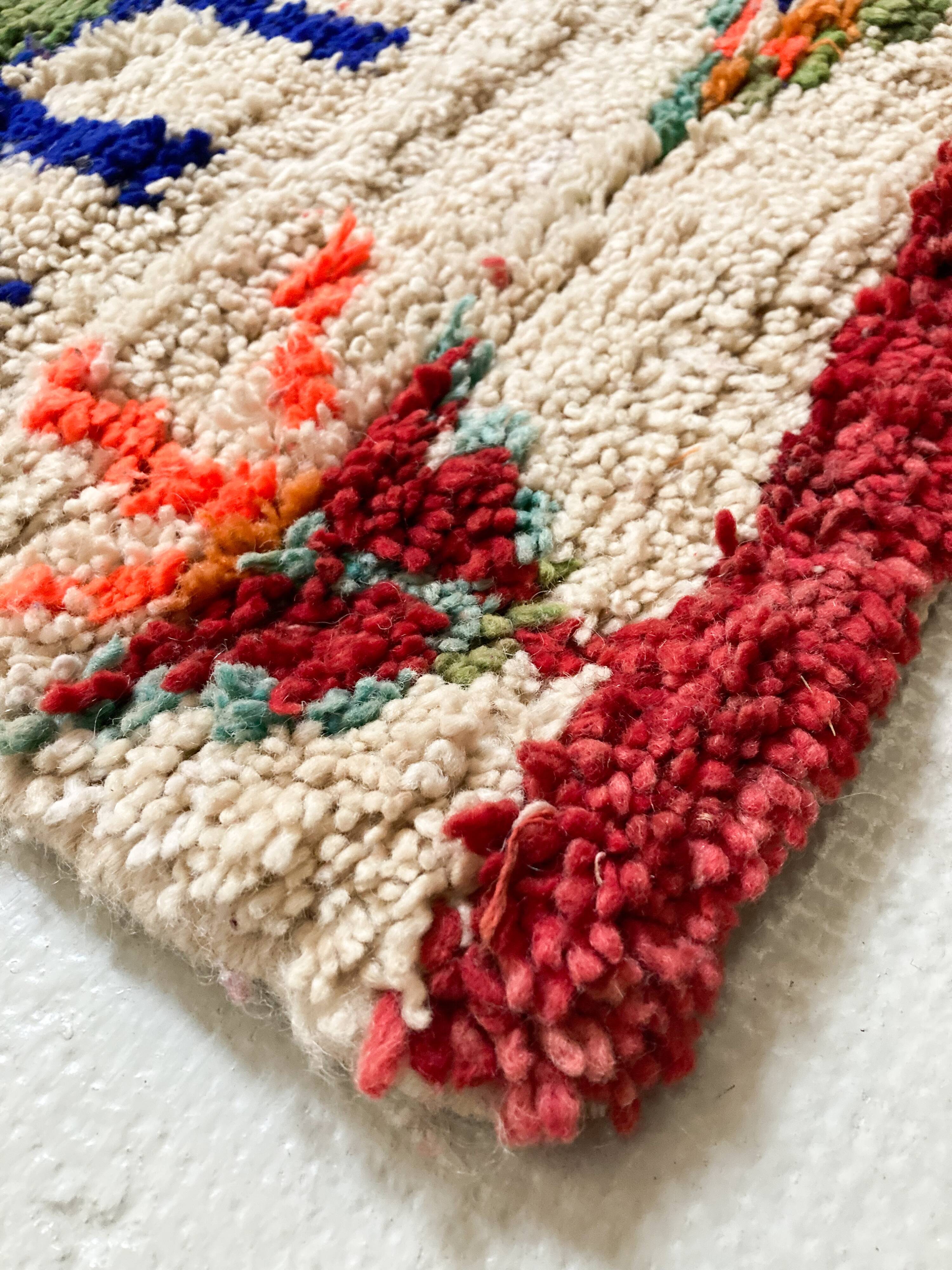 Moroccan Berber carpet Boujaad corridor 280x68cm
