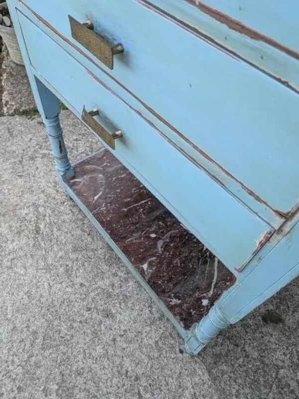 Meuble atypique turquoise