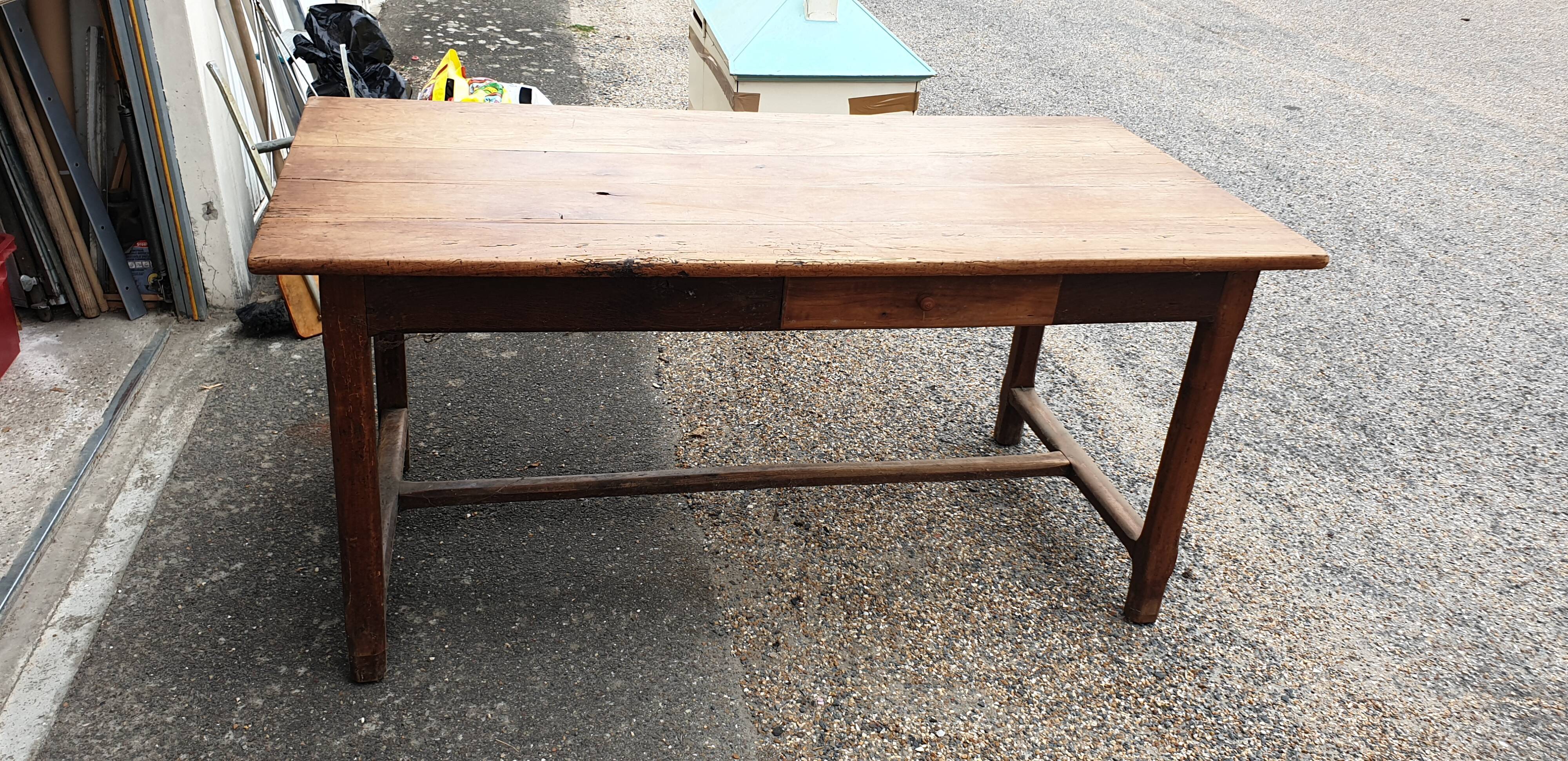 Farmhouse table in massive epicea XIXth