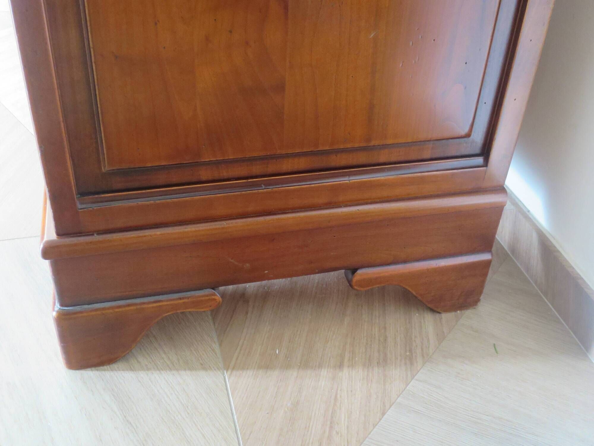 large curved chest of drawers - solid wood - cherry - 4 drawers - Louis Philippe