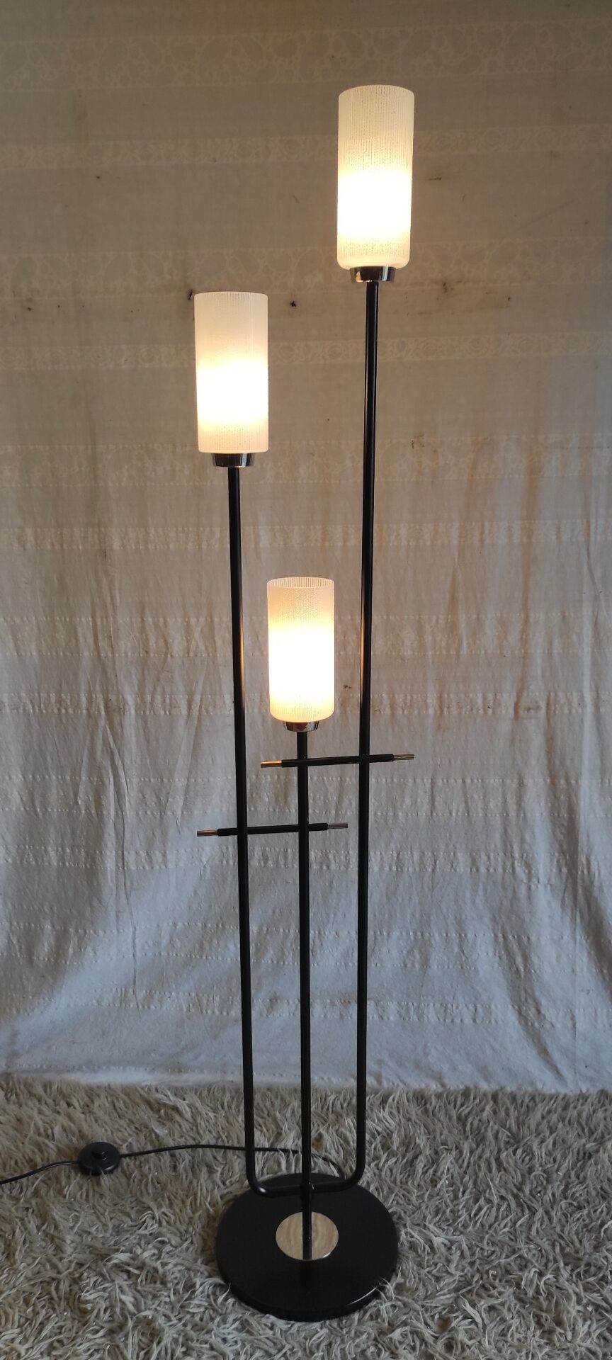 Modernist three-light floor lamp with opaline tulip - 1950s/60s