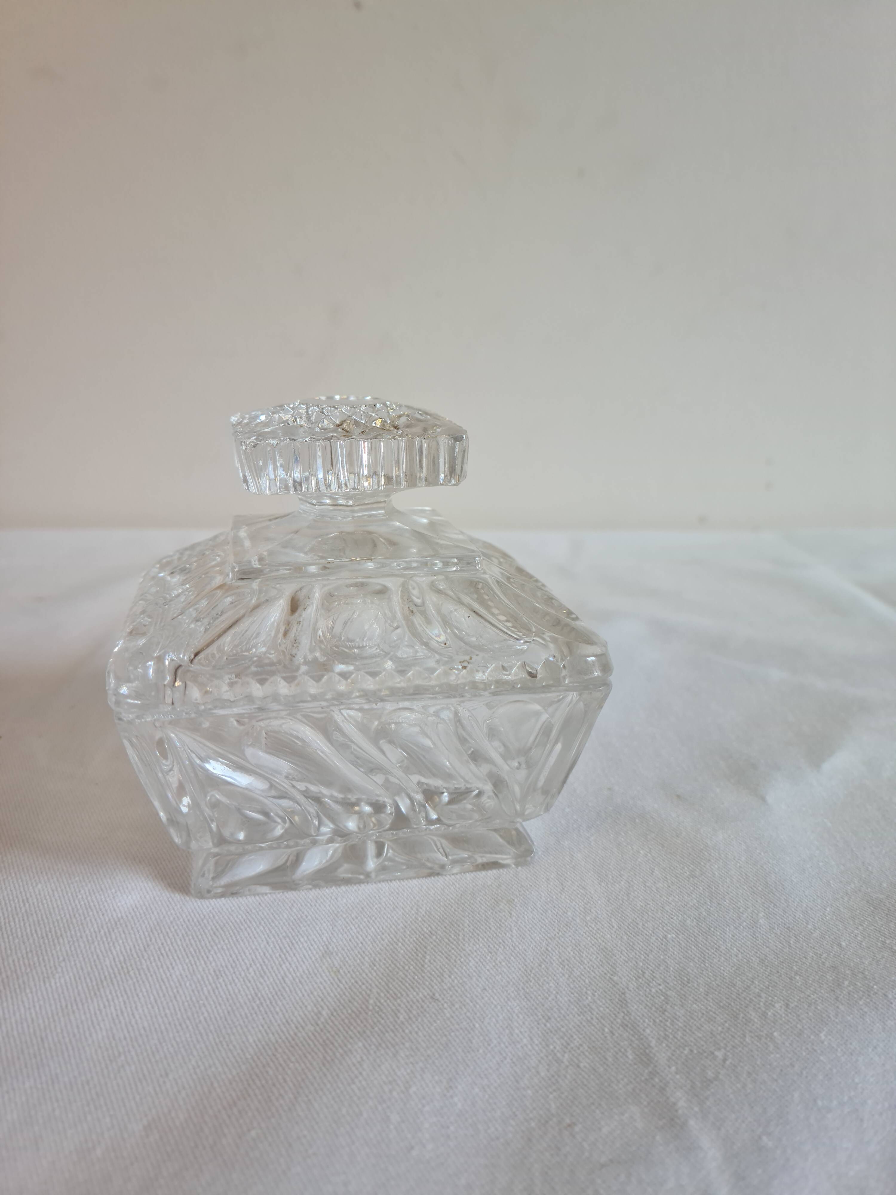 Moulded crystal powder