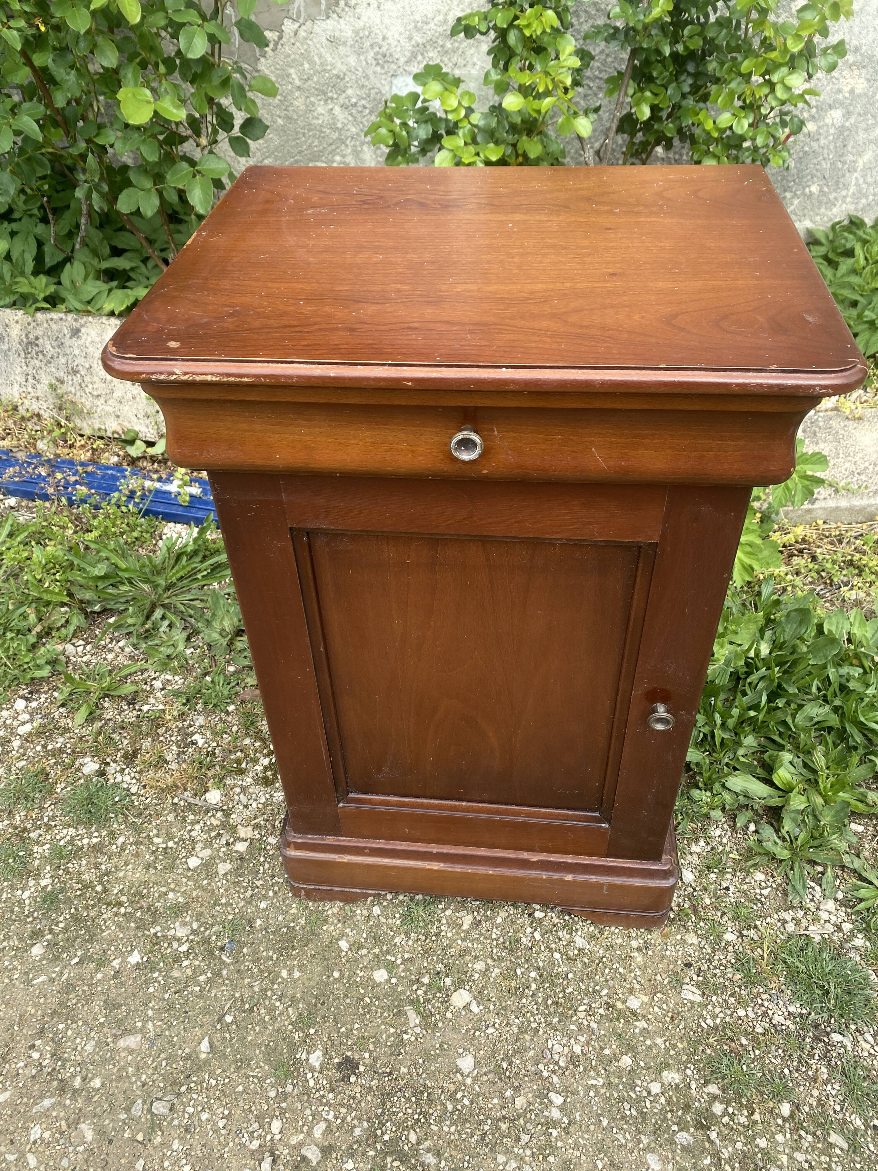 occasional furniture