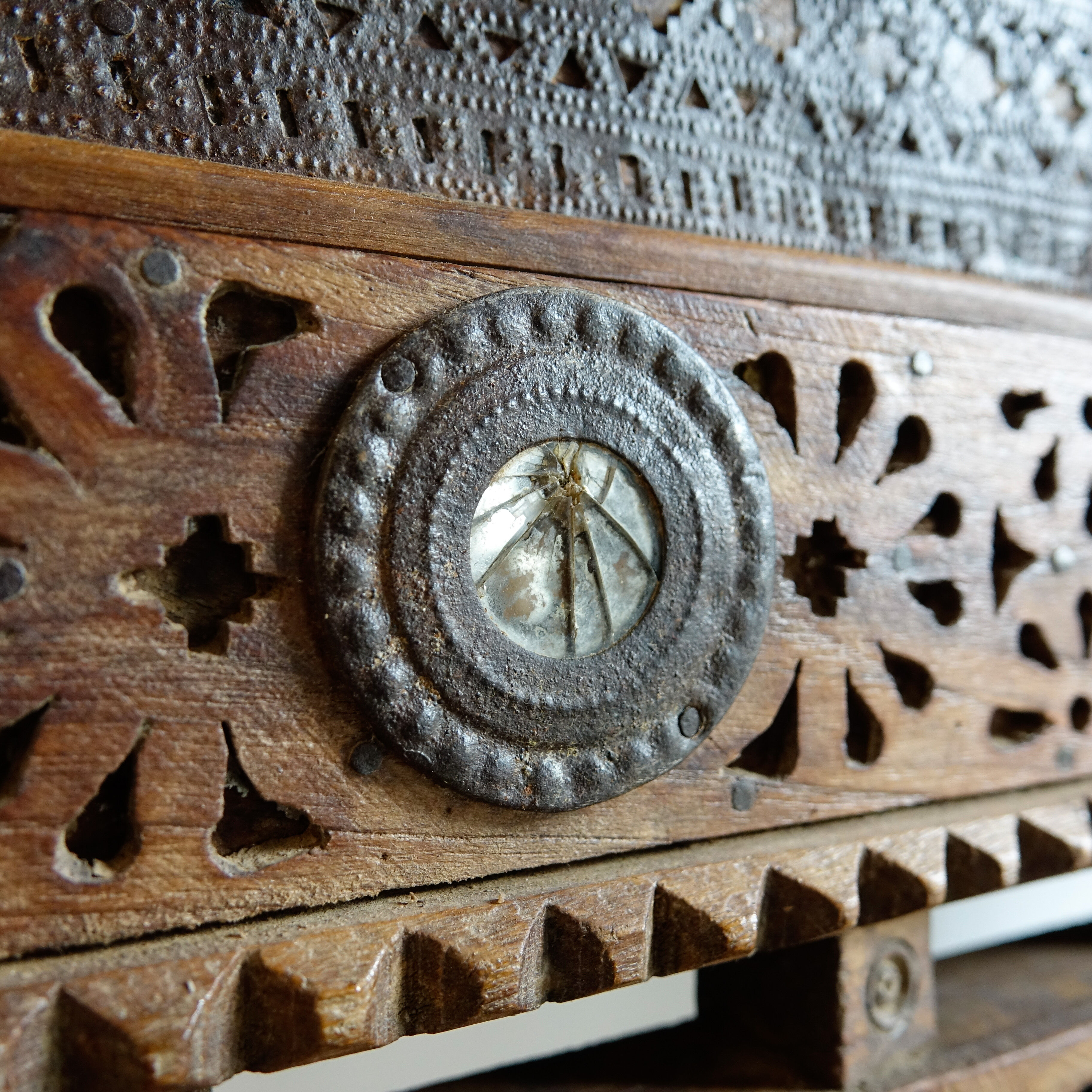 Ancien meuble indien Damchiya