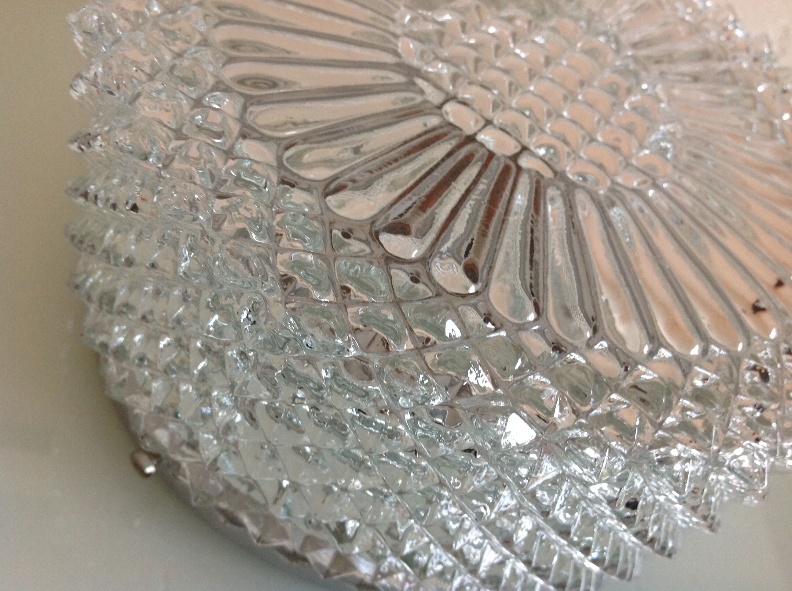 Plafonnier rond pointes de diamant / vintage années 60-70
